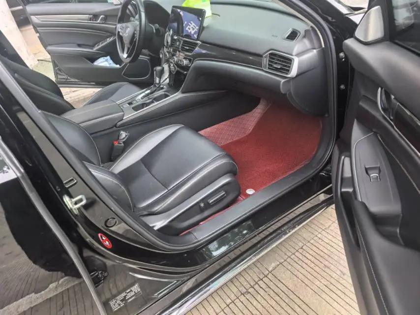 Accord 2022 260TURBO Magic Night Premium Edition 6
