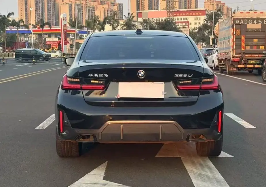 BMW 3 Series 2024 Model 325Li 2.0T M Sport Night Edition Automatic 6