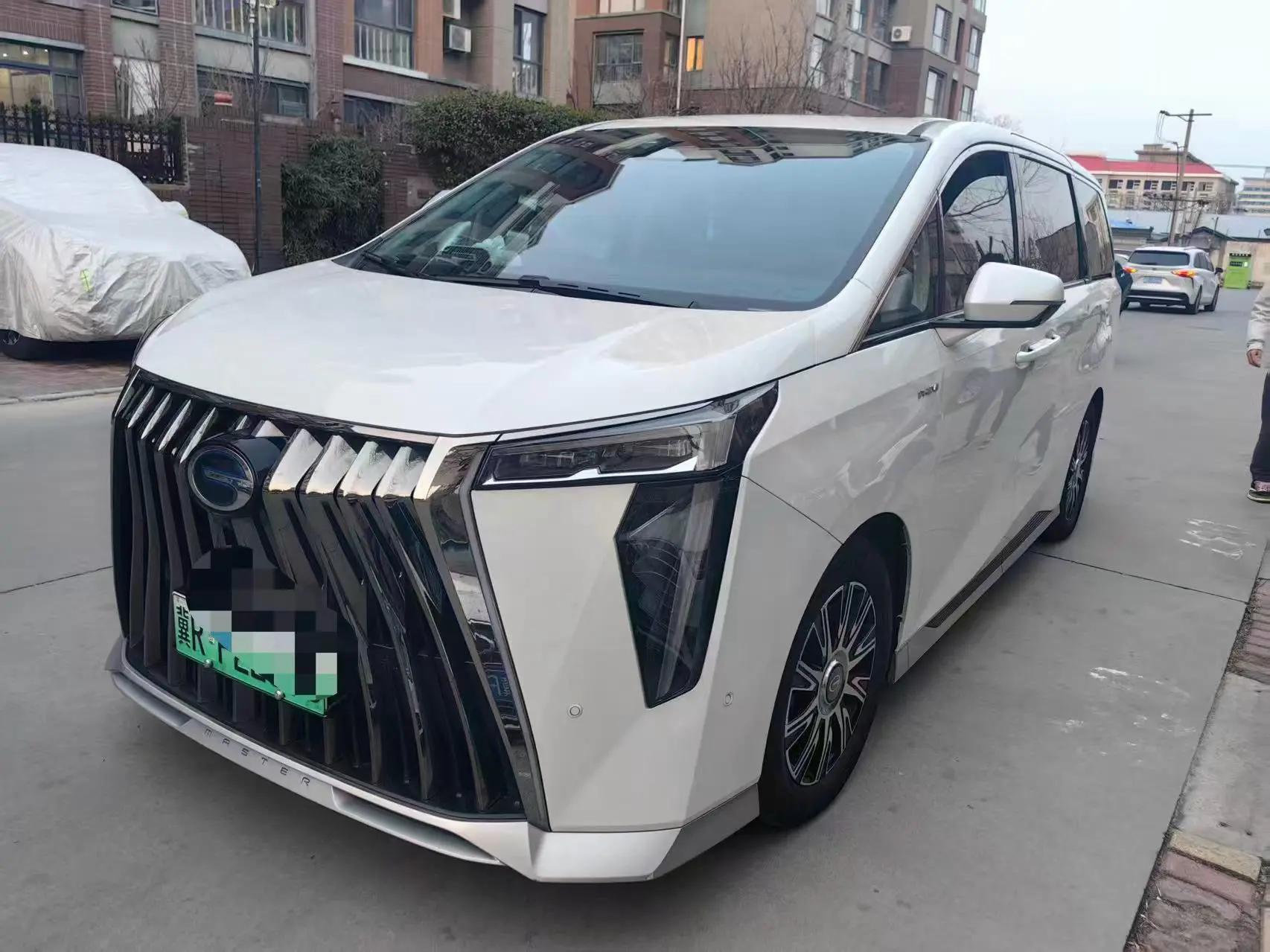 Открыть галерею: Chuanqi M8 New Energy 2024 2.0TM Plug-in Hybrid Basic Model