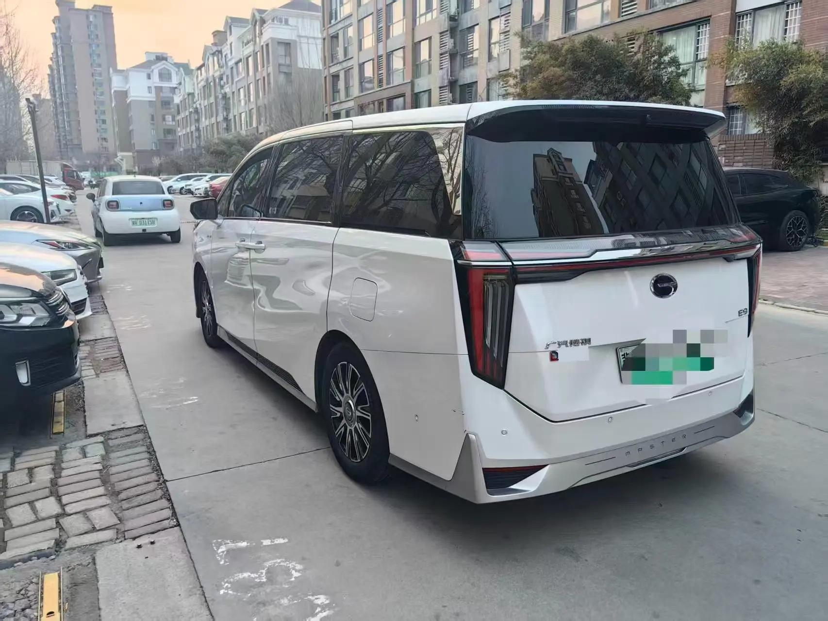 Chuanqi M8 New Energy 2024 2.0TM Plug-in Hybrid Basic Model 3