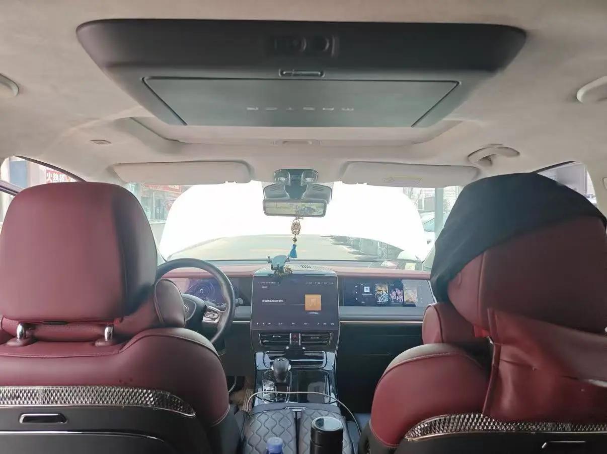 Chuanqi M8 New Energy 2024 2.0TM Plug-in Hybrid Basic Model 8