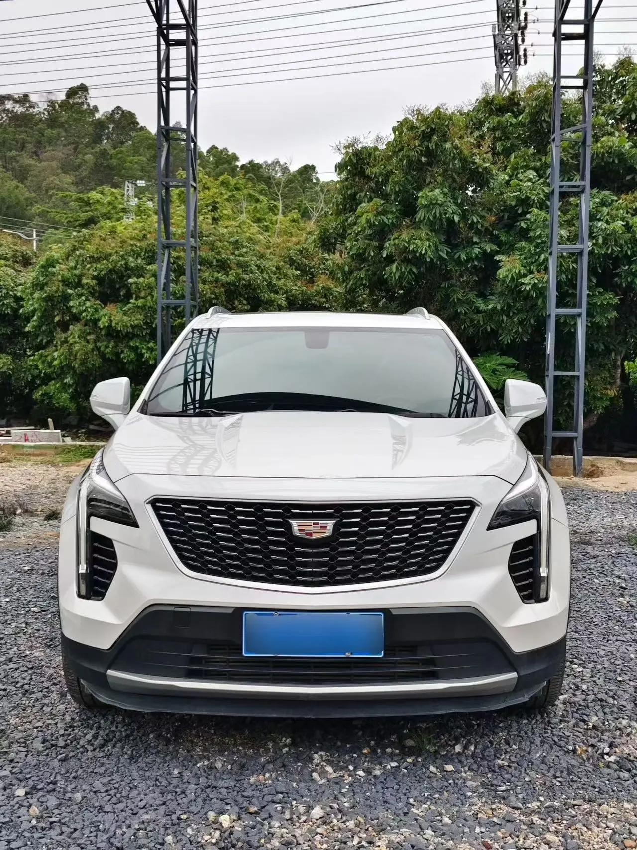 Cadillac XT4 2018 28T Two-Drive Technology 2