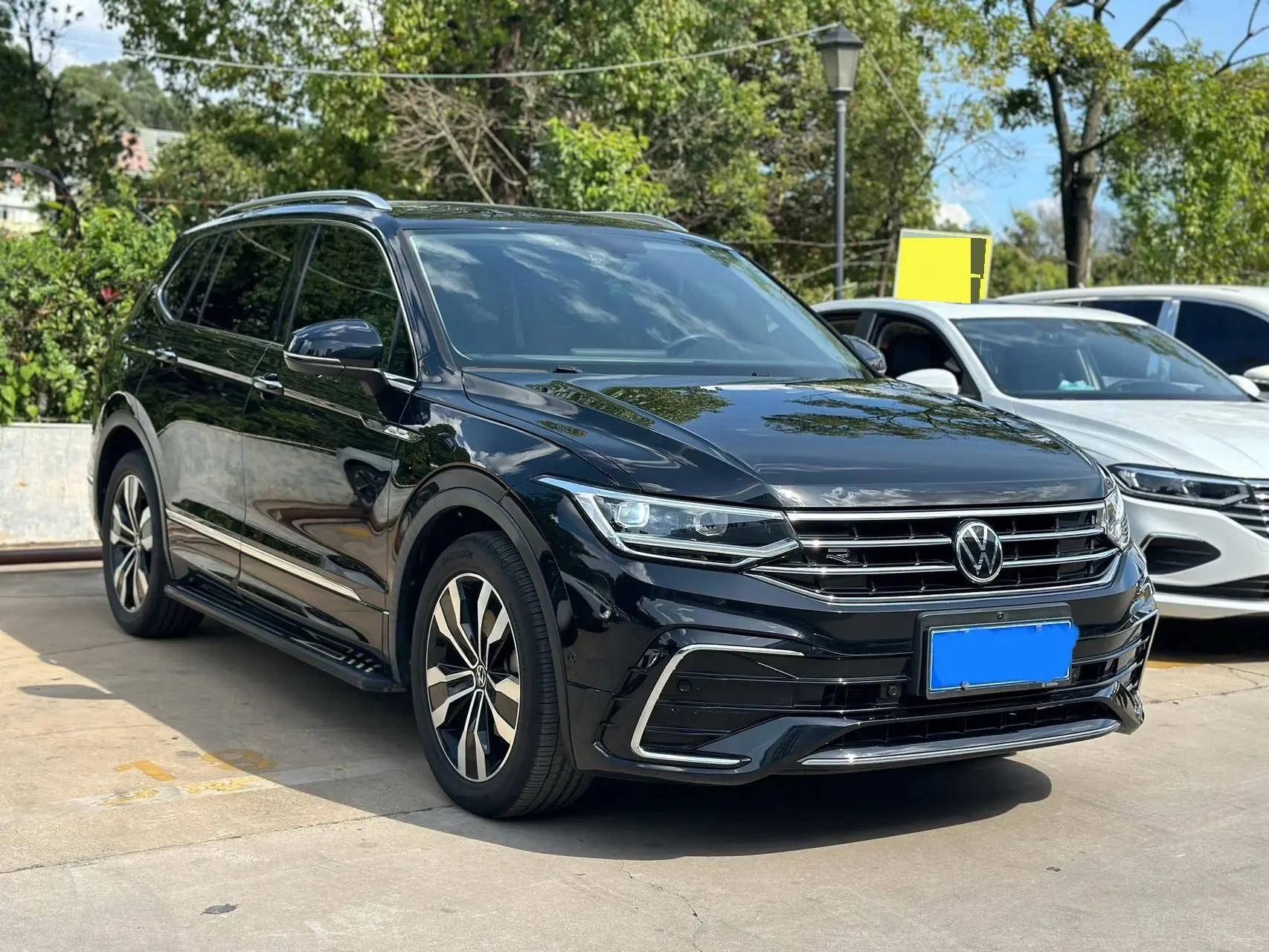 Tiguan L 2022 330TSI Automatic Two-Drive R-Line Enjoy Edition 3