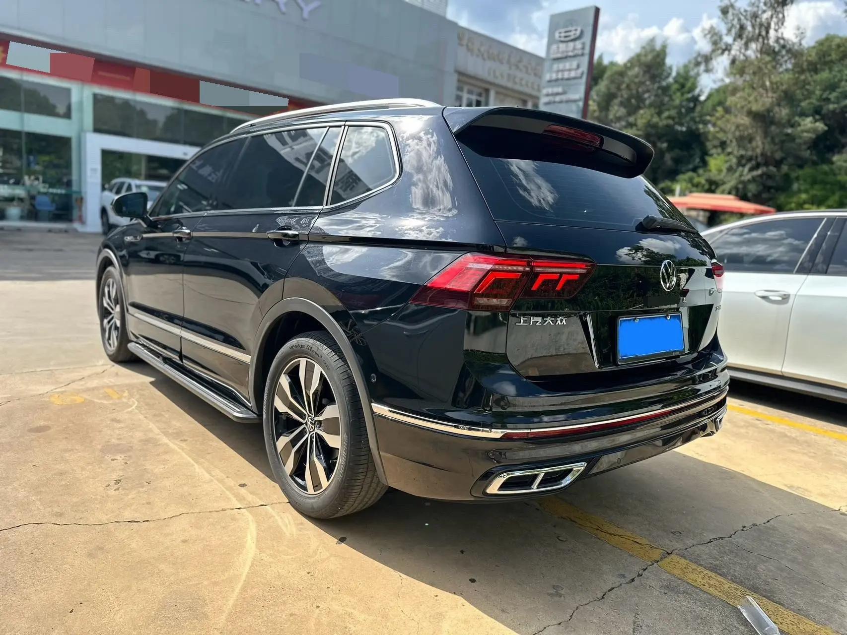 Tiguan L 2022 330TSI Automatic Two-Drive R-Line Enjoy Edition 9