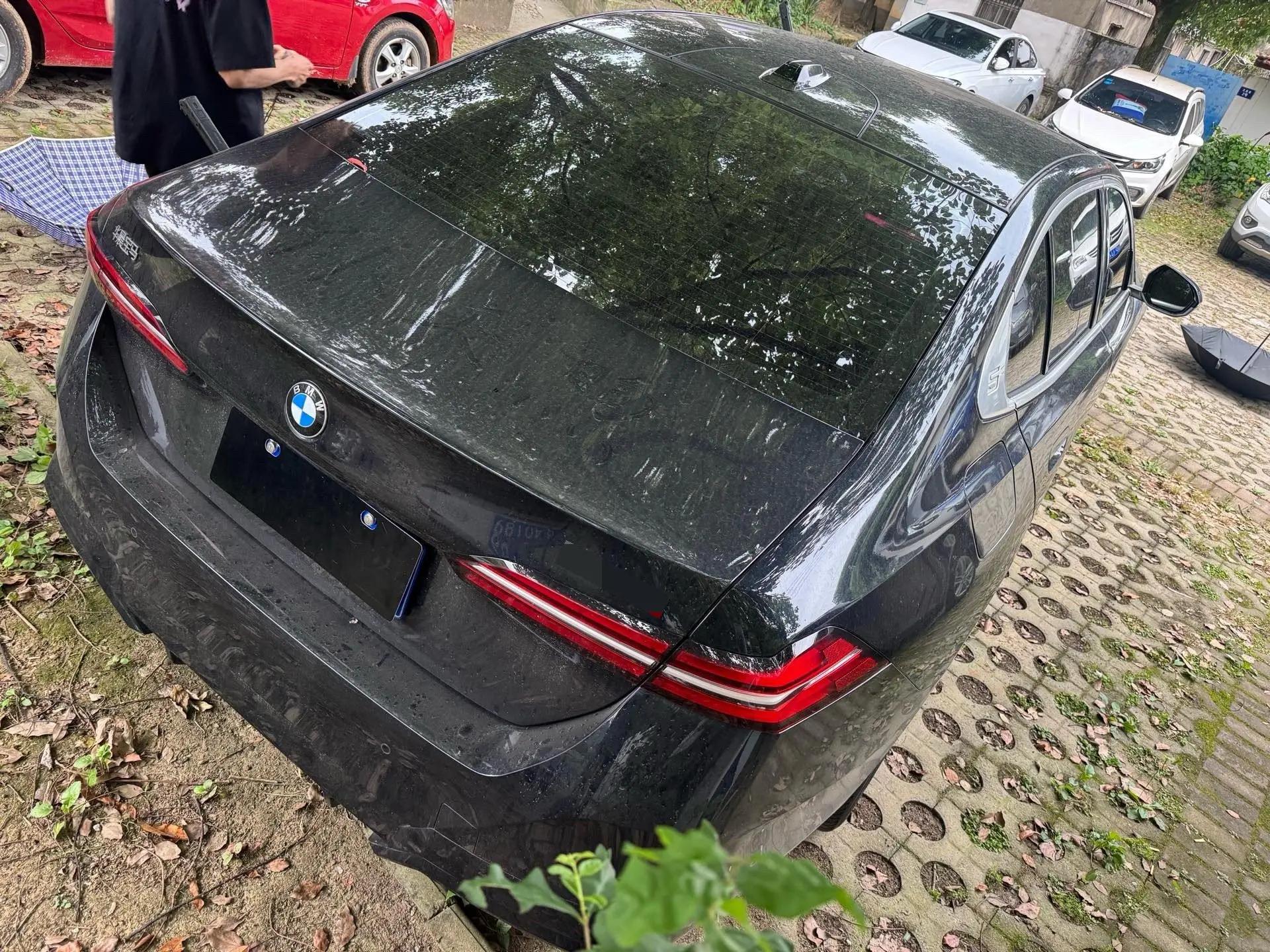 BMW 5 Series 2025 Model 525Li 48V 2.0T M Sport Package Automatic 5