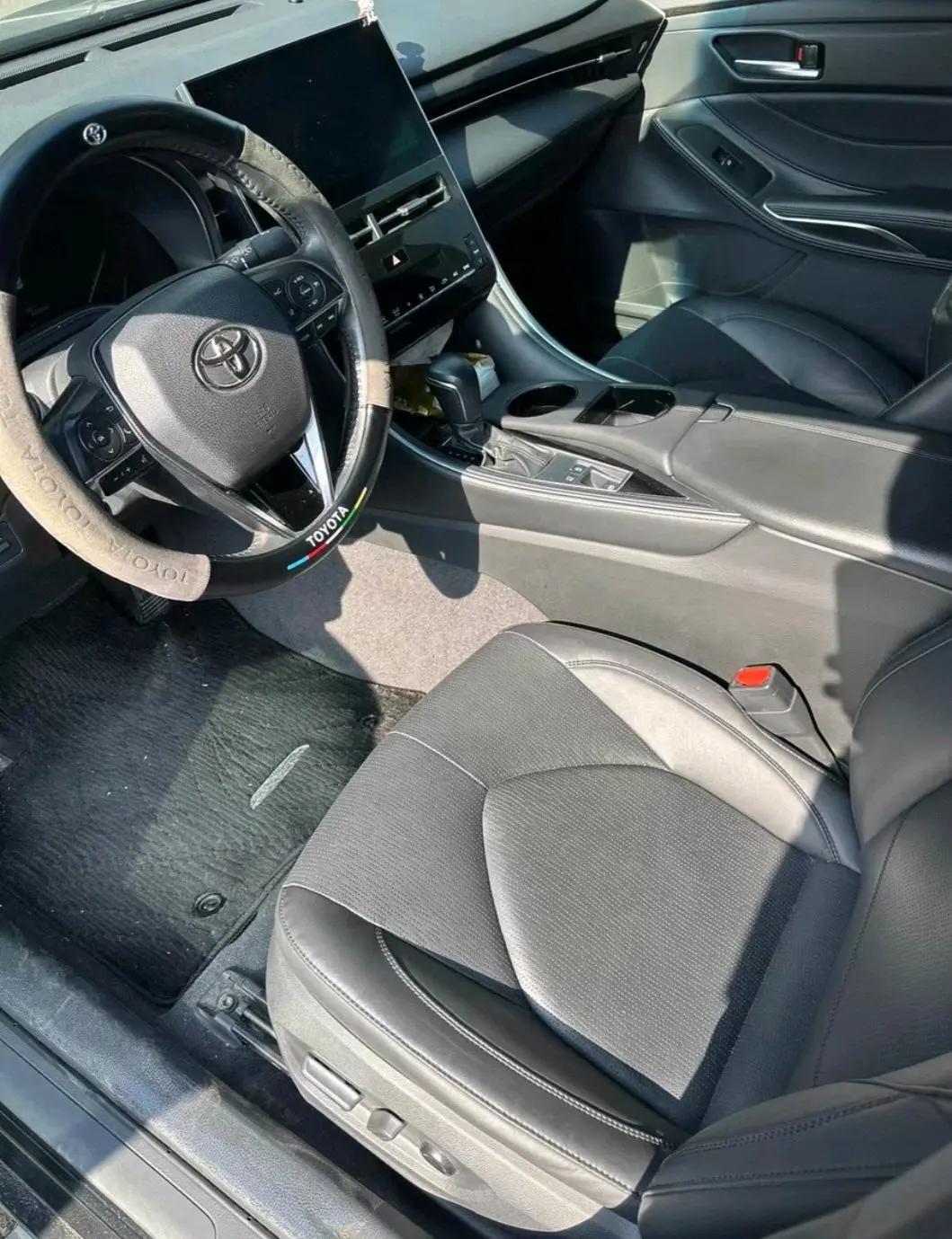 Toyota 2023 Asian Dragon 2.0 CVT Luxury Edition Automatic 3