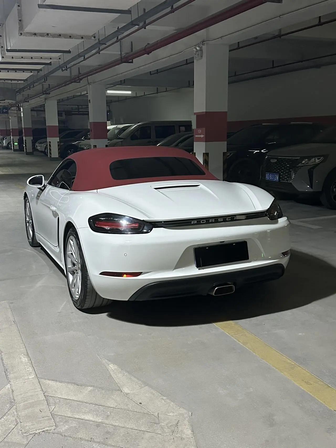 Porsche 718 2022 Boxster T 2.0T 2
