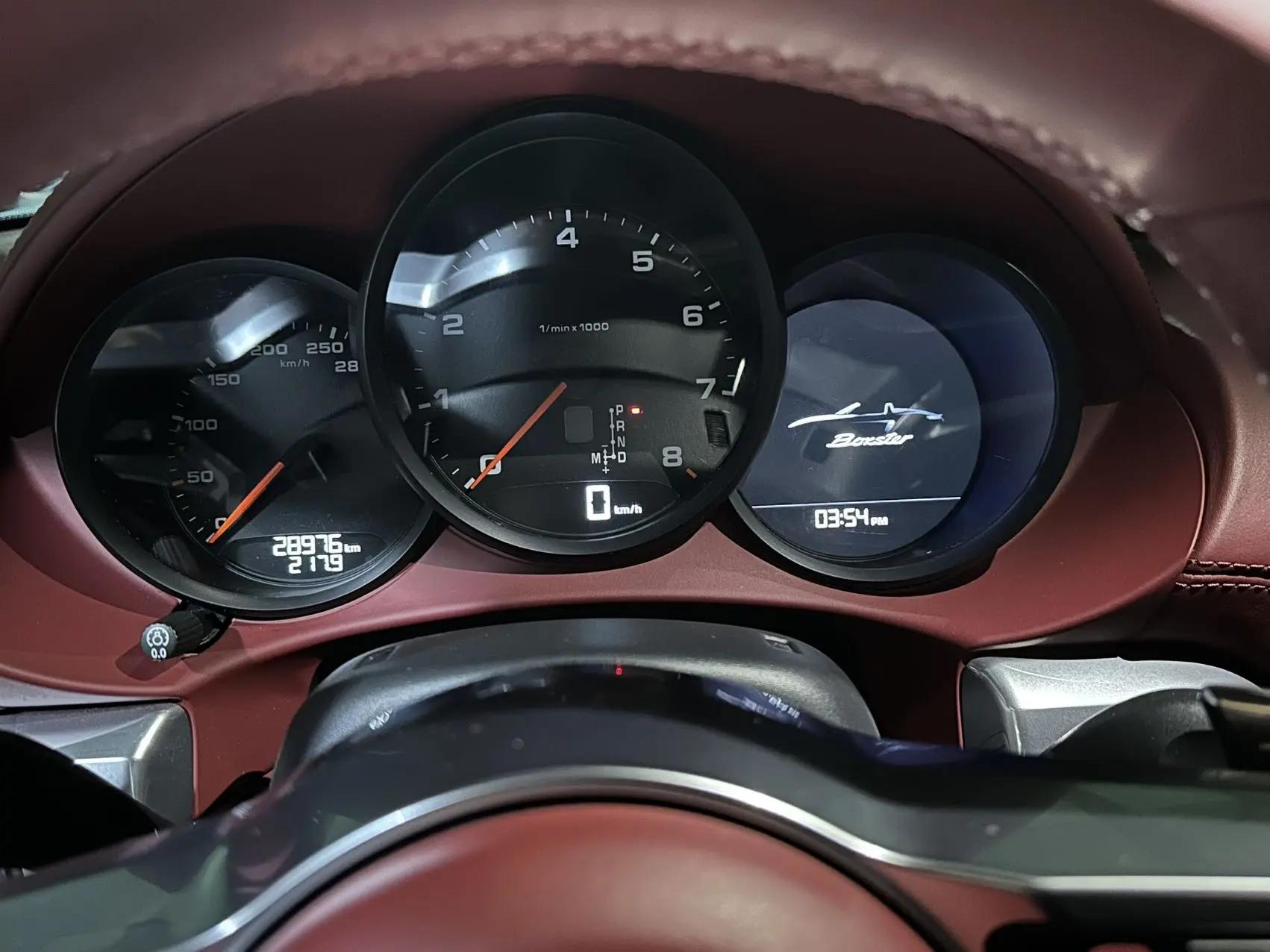 Porsche 718 2022 Boxster T 2.0T 5
