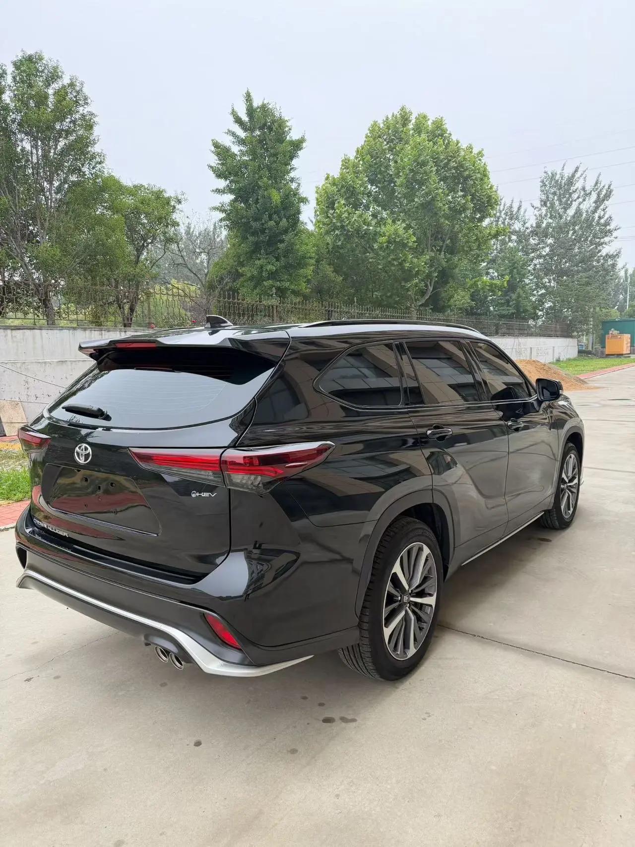 Toyota 2026 Crown Land Release HEV 2.5 Stepless Two-Drive Deluxe Automatic Gear 7