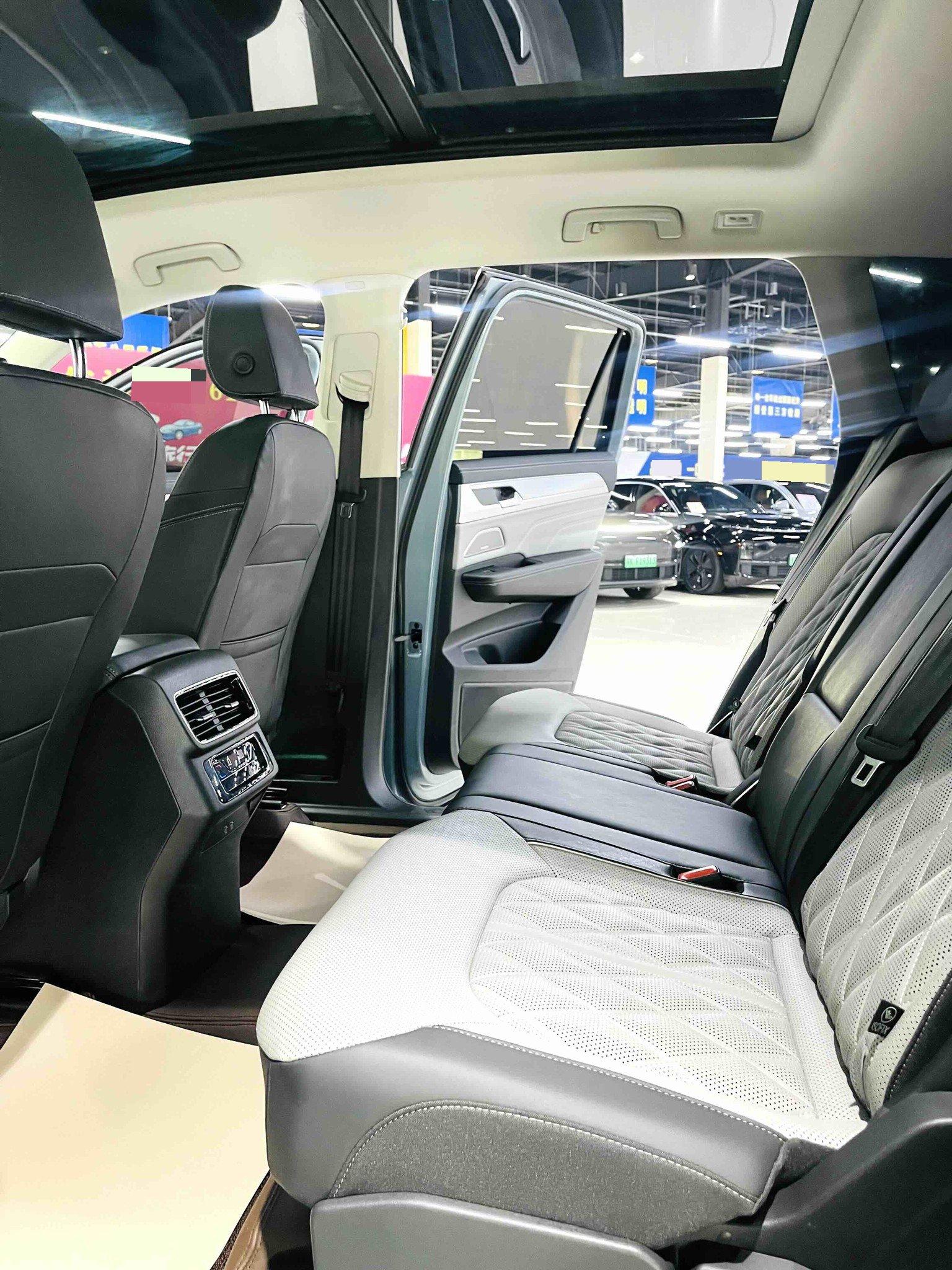 Volkswagen 2023 Teramont R-Line 2.0TSI 380TSI All-Wheel Drive Touring Edition Automatic 7