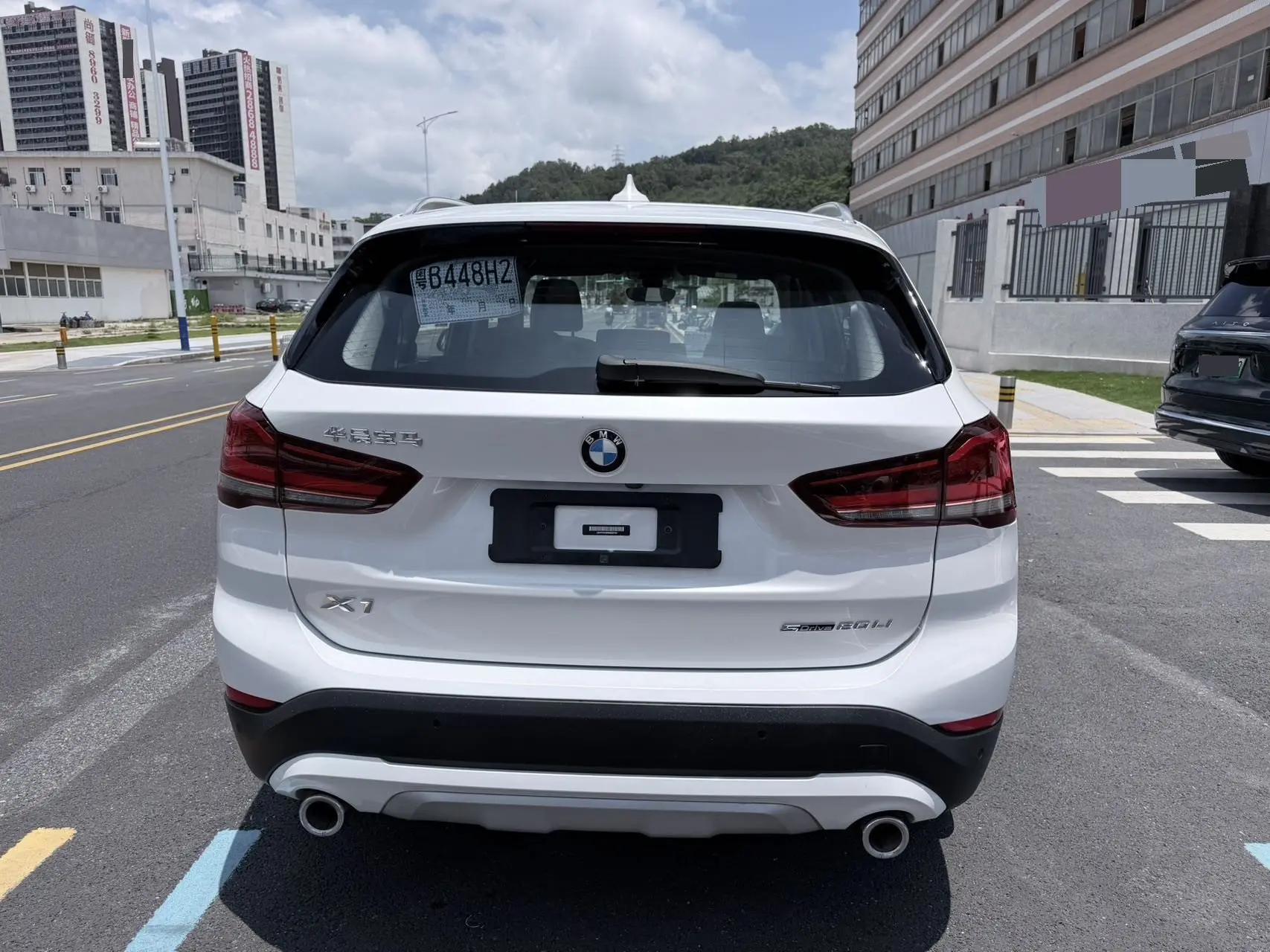 BMW X1 2022 sDrive20Li exclusive type 6