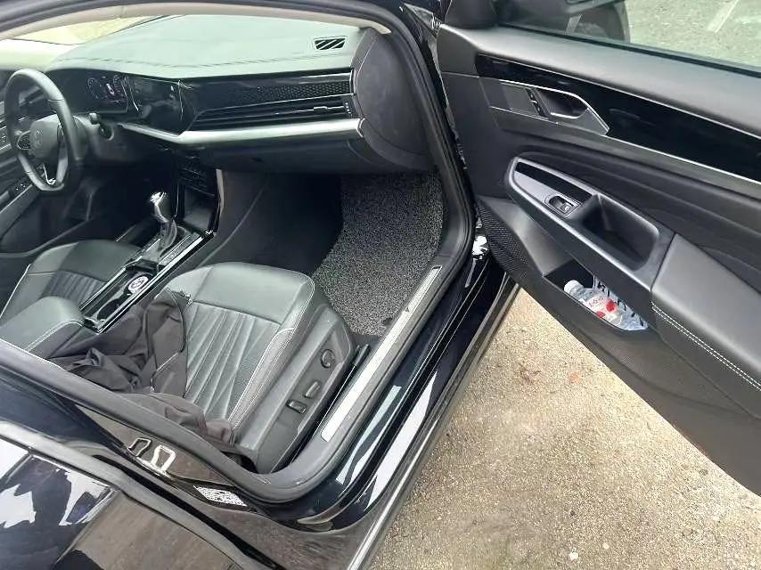 Volkswagen 2023 Passat 2.0TSI 330TSI Star Deluxe Edition (Modified) Automatic Gear 5