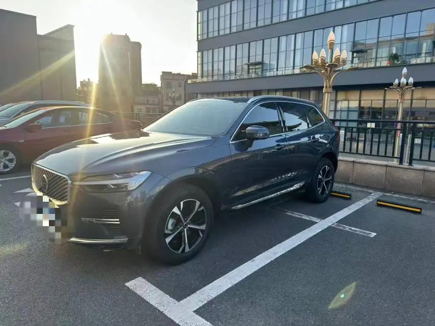 Volvo 2026 XC60 48V 2.0T B5 4-wheel-drive Zhiyi Deluxe Edition Automatic Gear