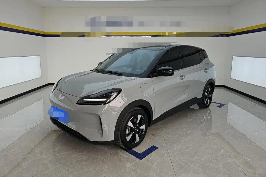 Open image lightbox: WuLing 2024 Plantronics PLUS 330km Five-seat Edition Automatic Gear