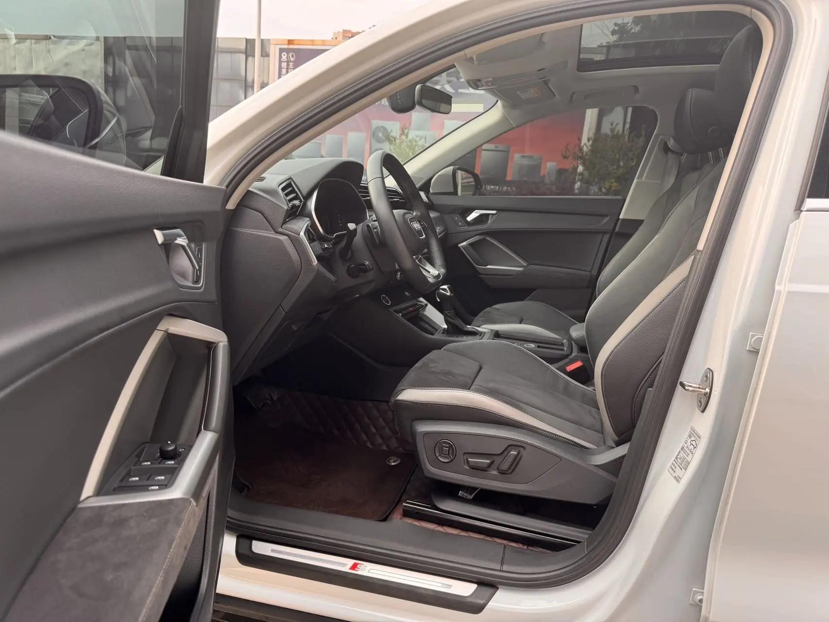 Audi 2023 Q3 1.4TFSI 35TFSI Stylish Dynamic Edition Automatic 7