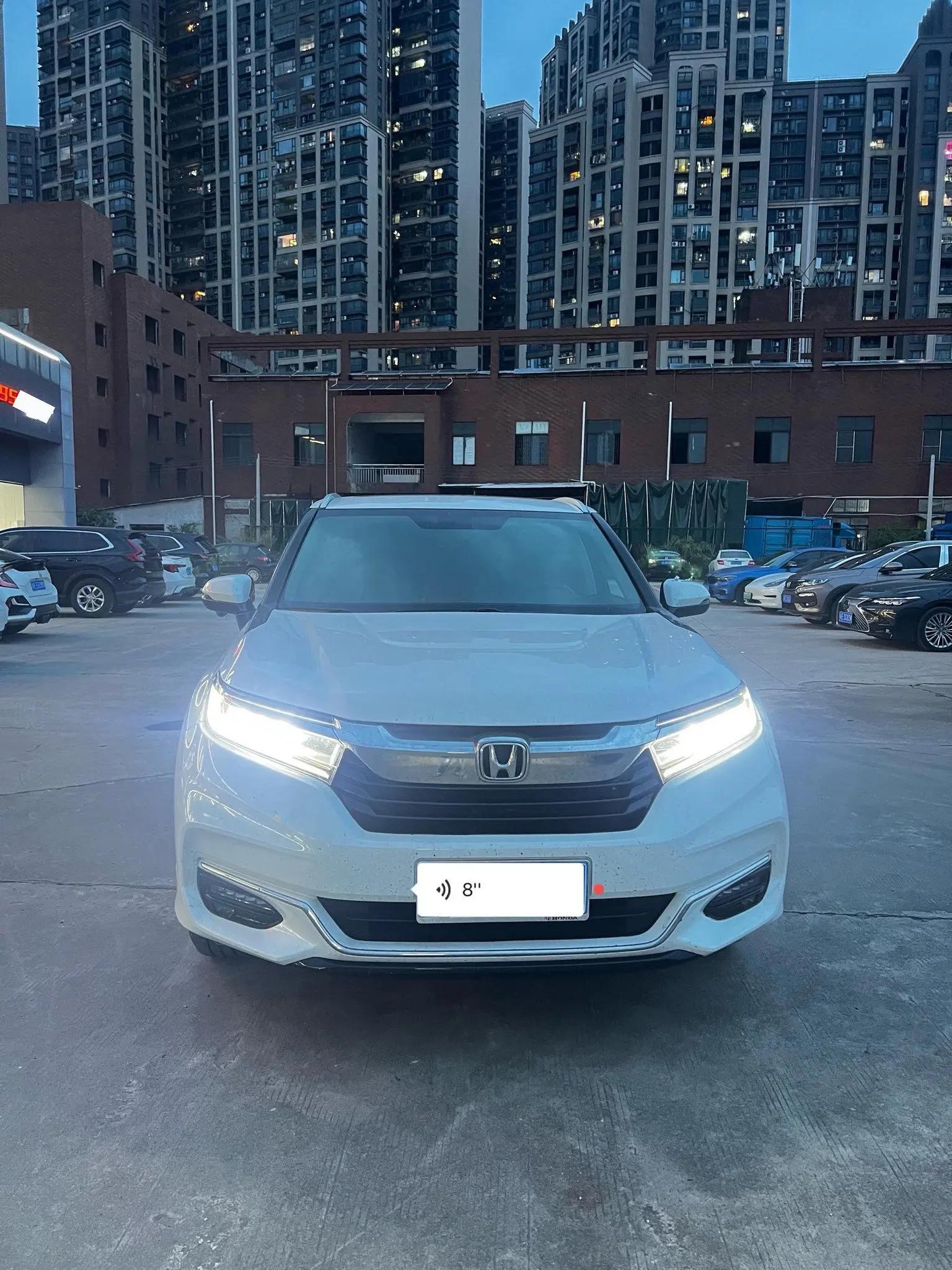 Crown Road 2020 370TURBO 4-wheel Drive Premium Edition 2