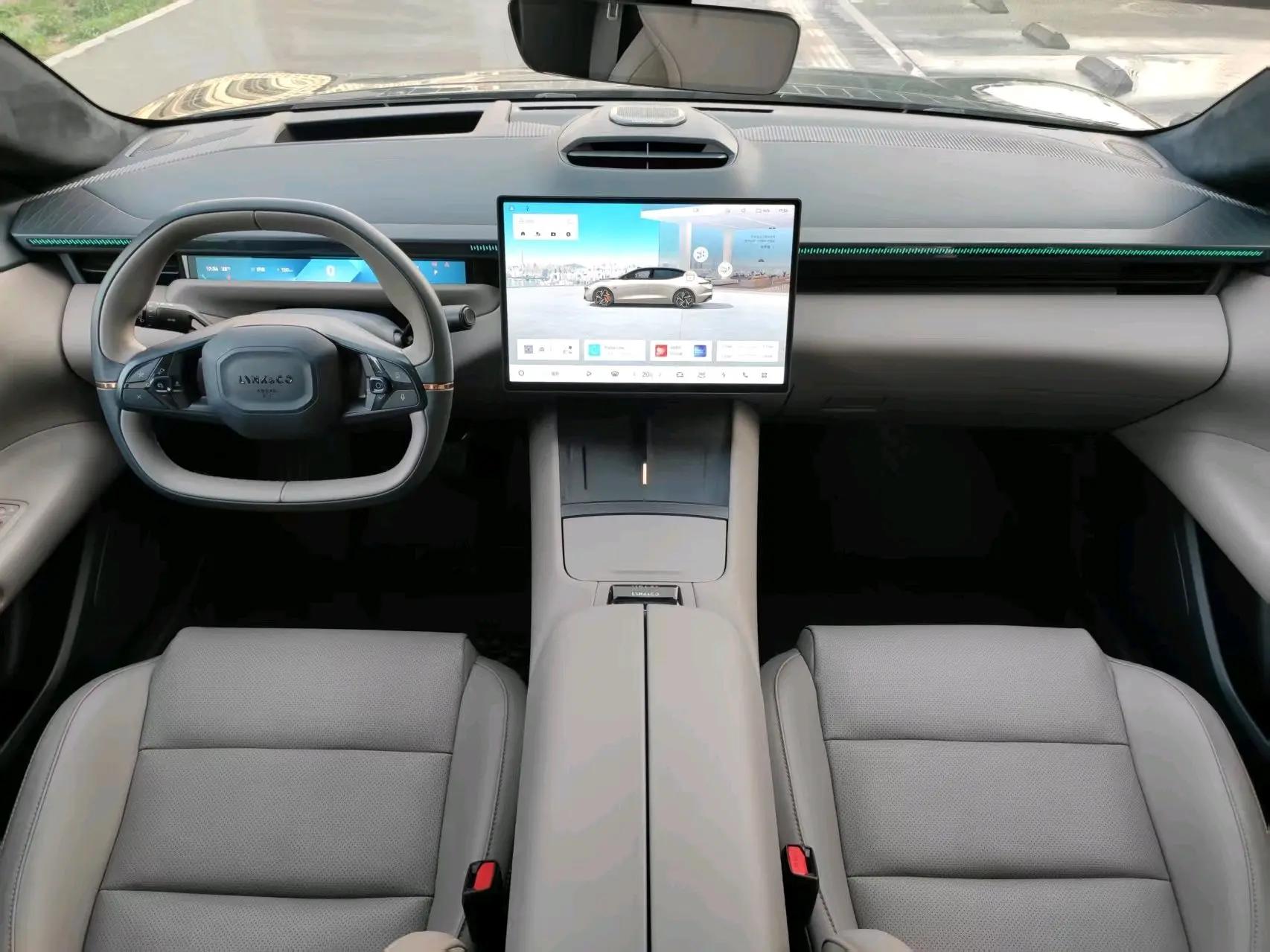 LYNK&amp;CO 2025 LYNK&amp;CO Z10 95kWh 766km rear drive Max automatic gear 6