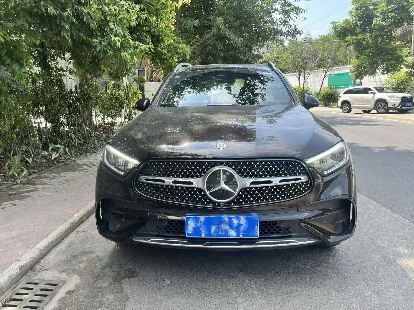 Mercedes Benz GLC 2023 GLC 260 L 4MATIC Basic 2