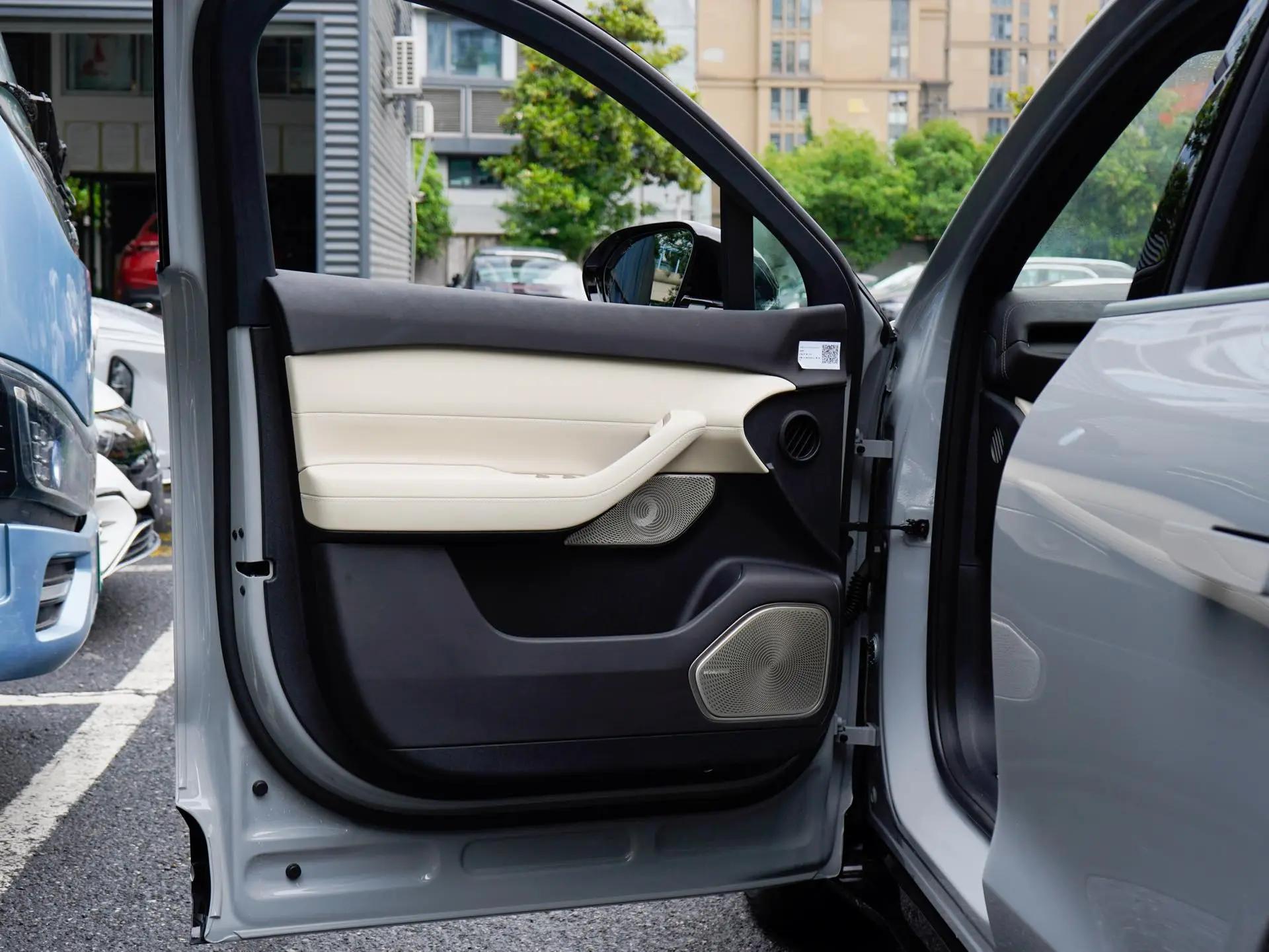 NIO 2025 EC6 75kWh automatic transmission 15