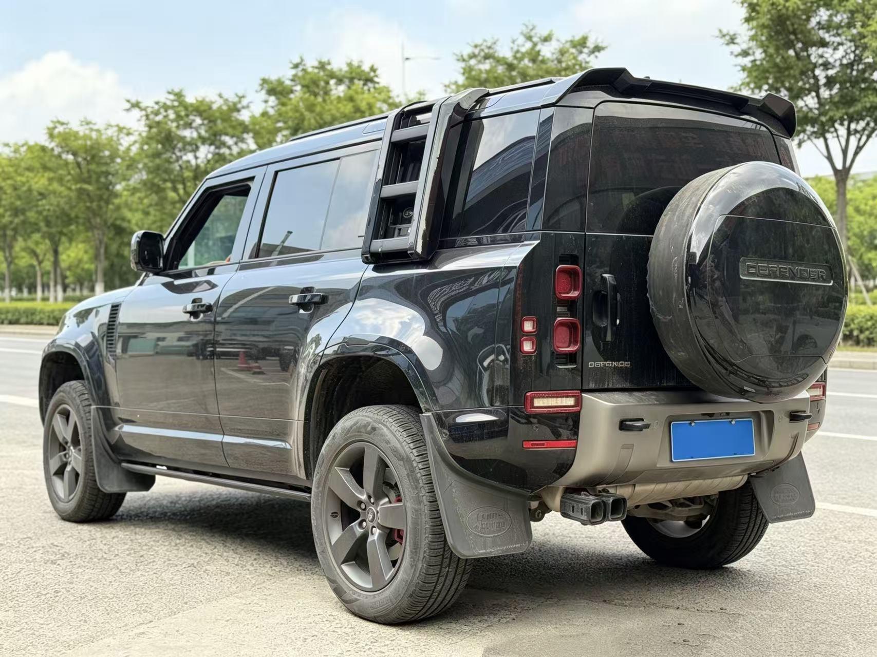 Land Rover Guard 2024 110 3.0T P400 X-DYNAMIC HSE 9