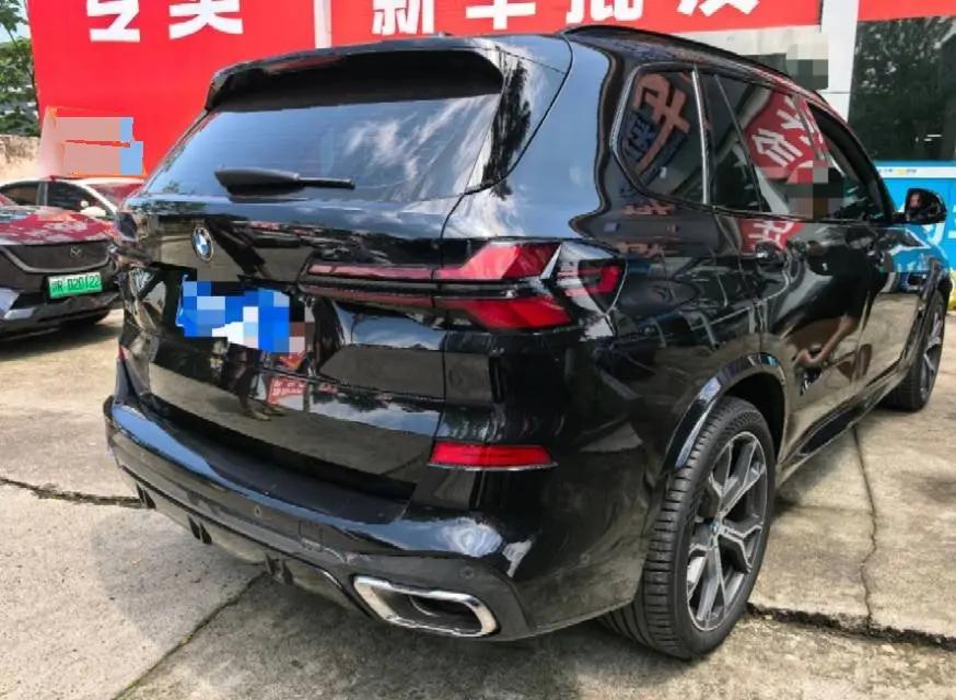 BMW 2023 X5 xDrive30Li 48V 2.0T Luxury Model M Sport Package Automatic 3