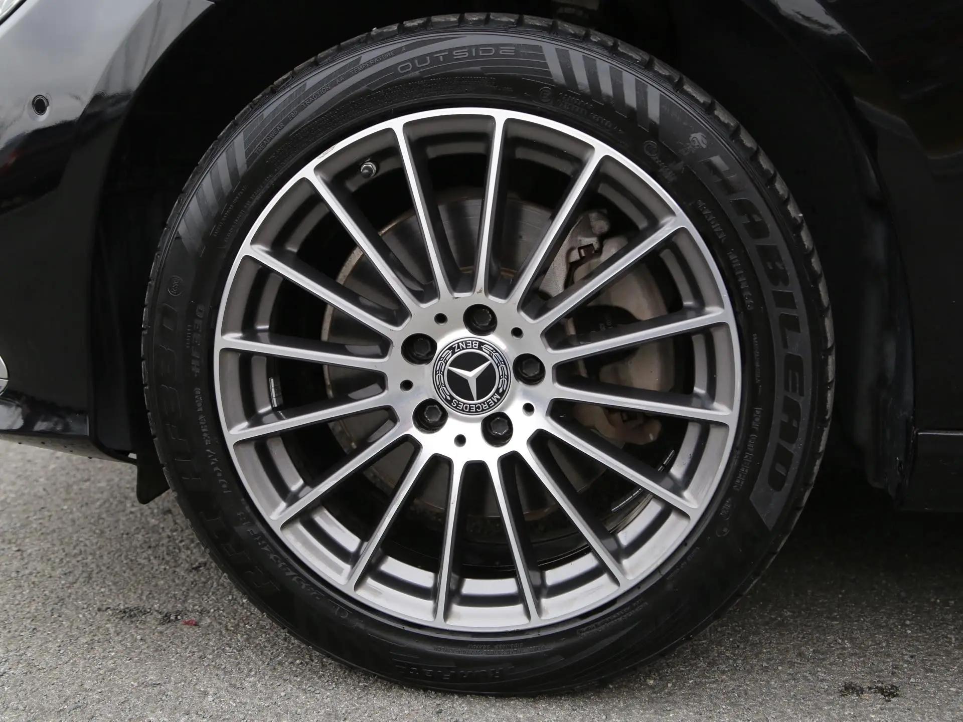 Mercedes Benz Class E 2021 to E 260 L 11