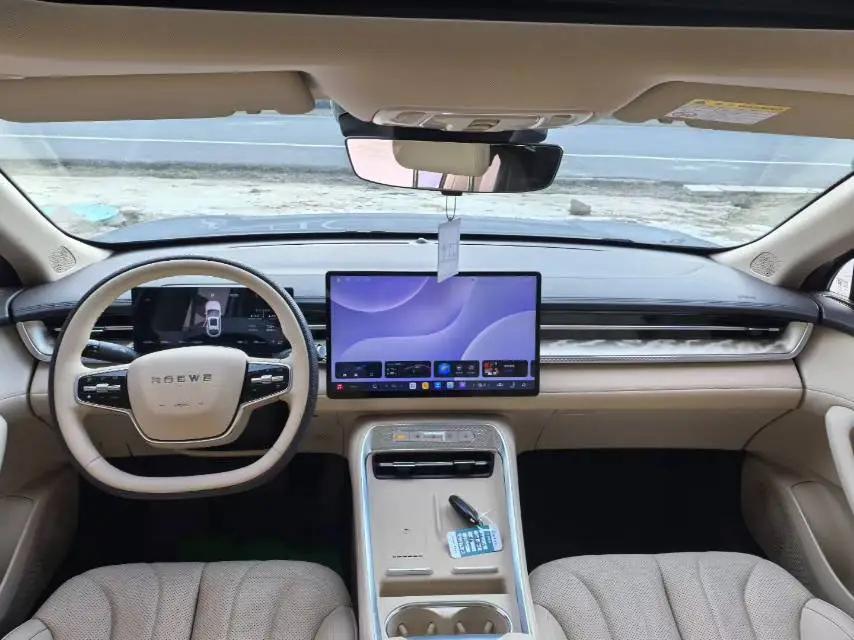 Roewe 2025 M7 DMH 1.5 160km Premium Edition Automatic Gear 6