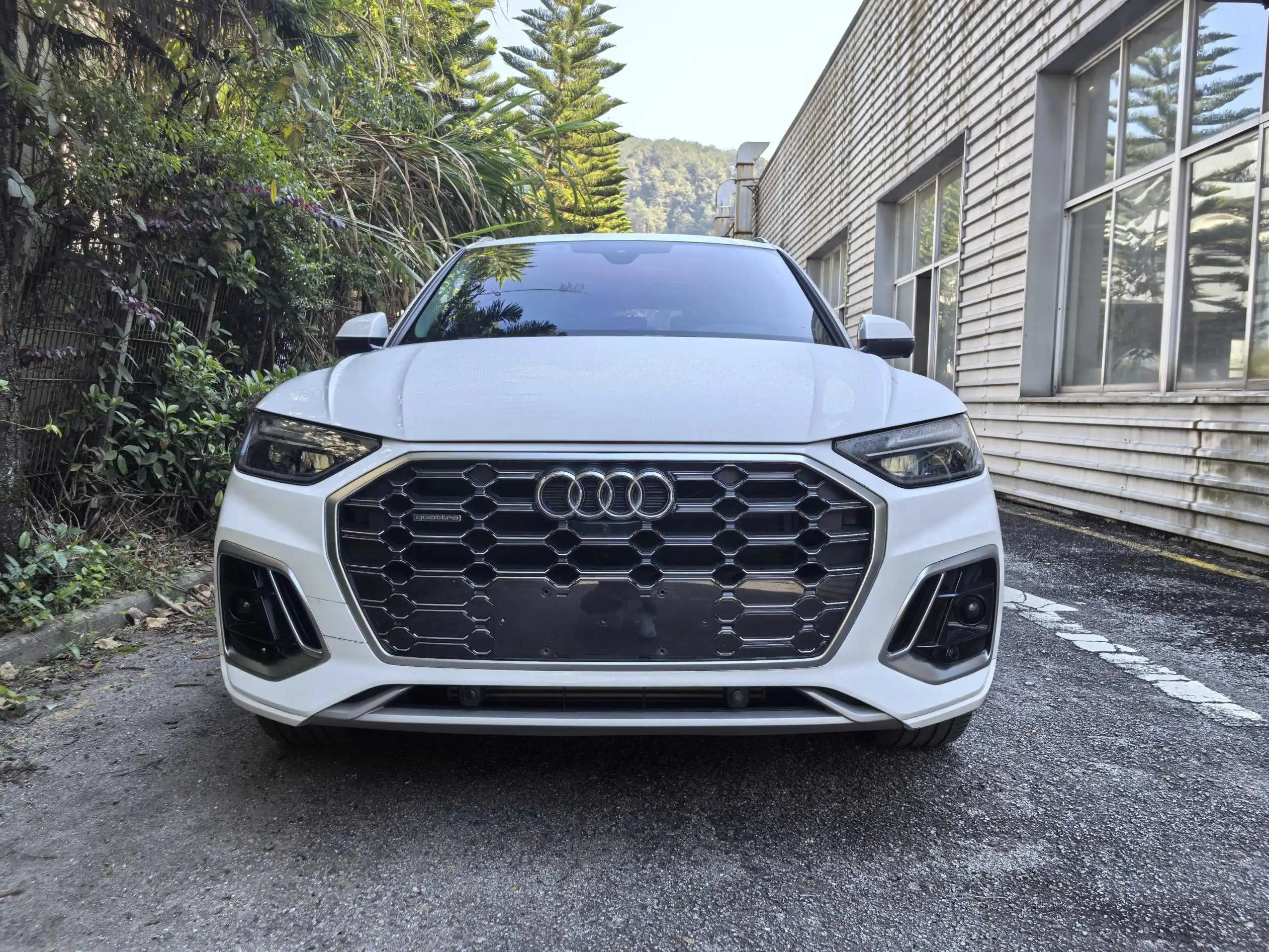 Audi Q5L 2021 Model 40 TFSI Stylish Dynamic Version 2
