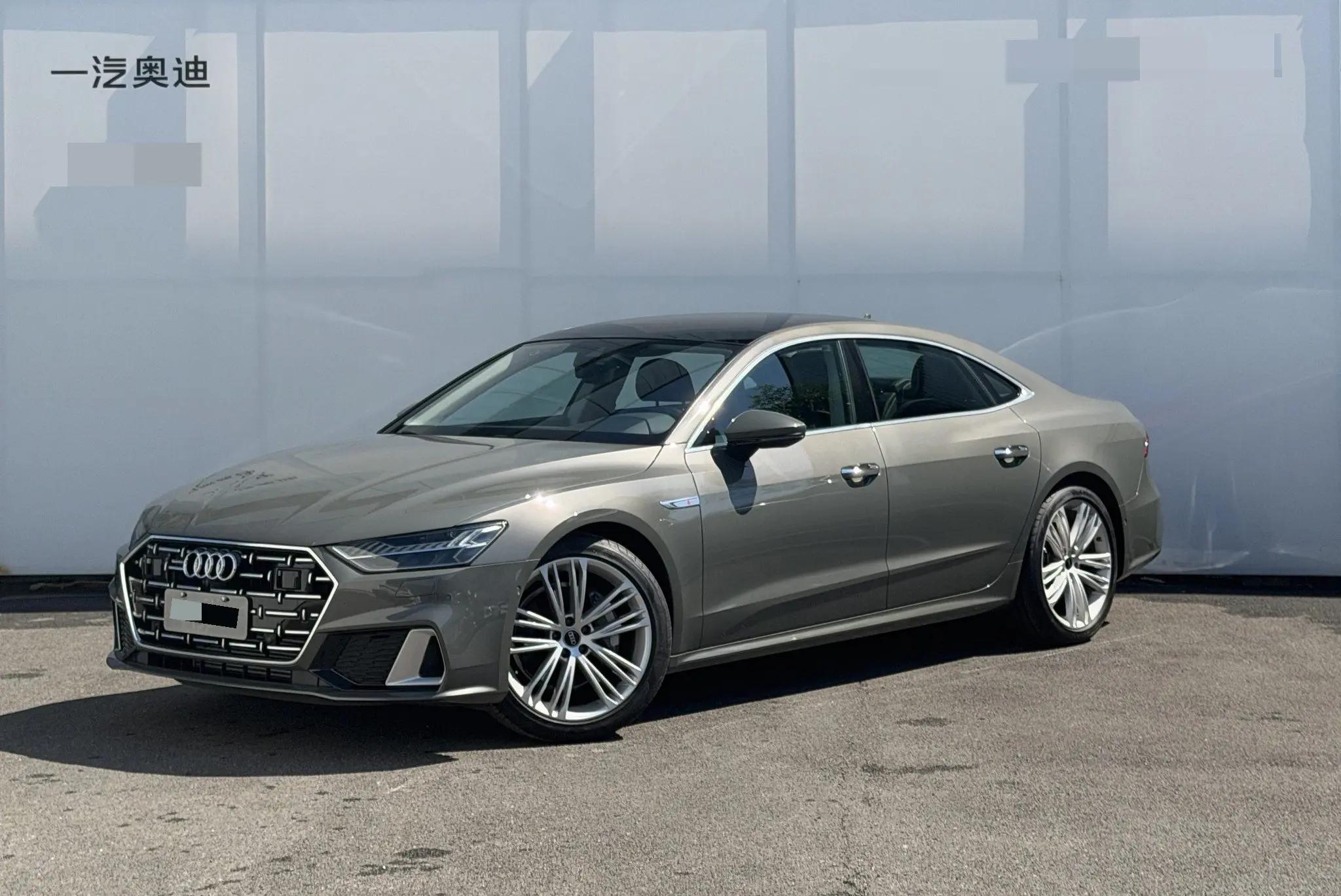 Open image lightbox: Audi 2024 A7L 2.0TFSI 45TFSI Quattro Luxury Automatic