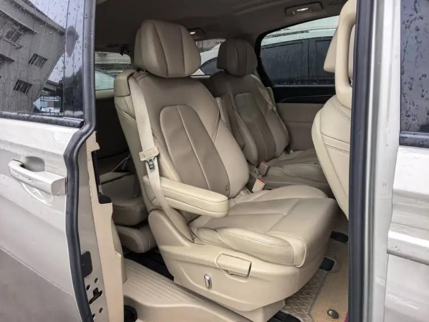 Buick GL8 2022 ES Lu Zun 653T Premium 3