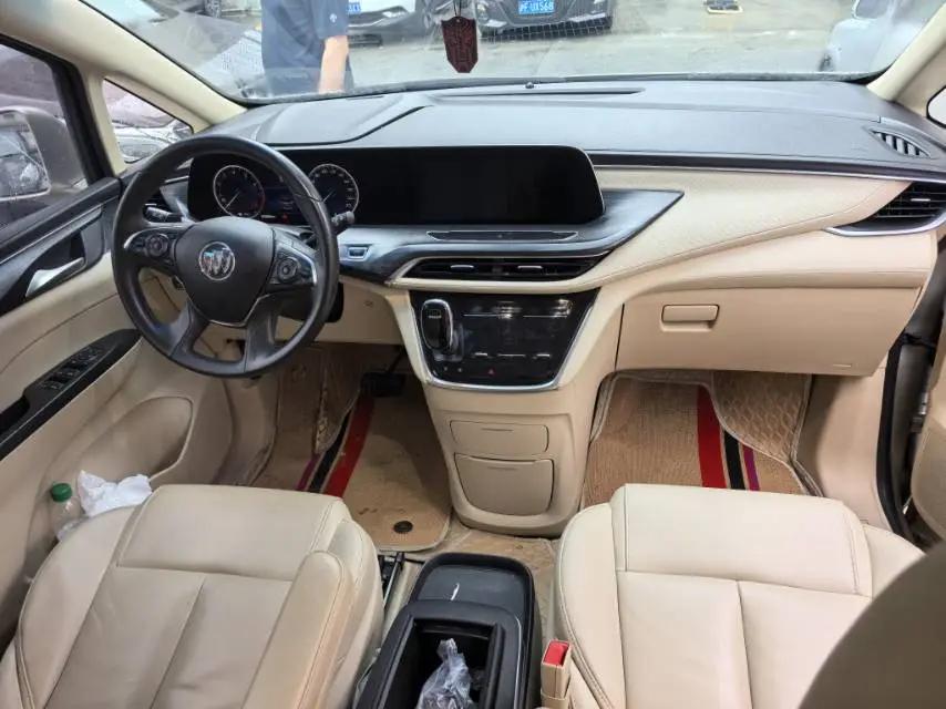Buick GL8 2022 ES Lu Zun 653T Premium 4