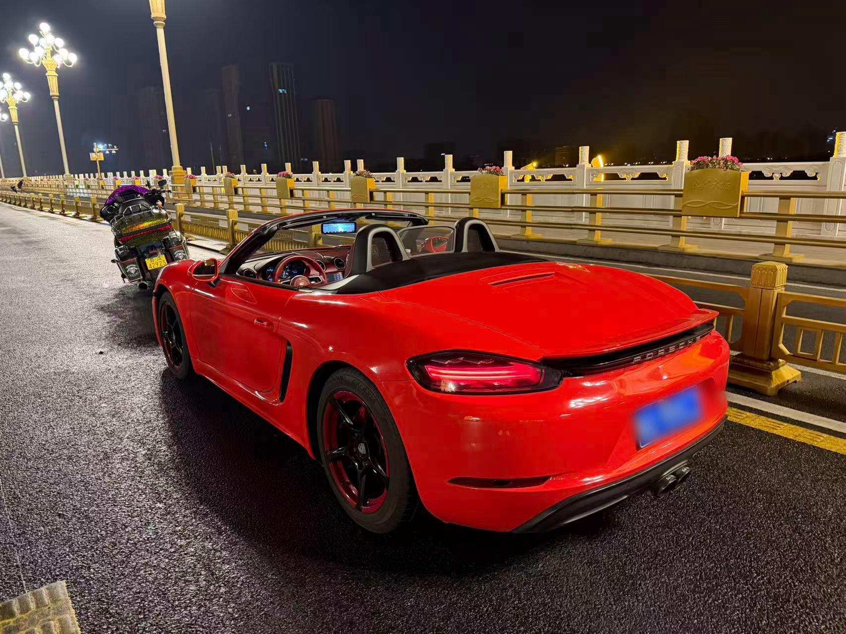 Porsche 718 2020 Boxster 2.0T 4