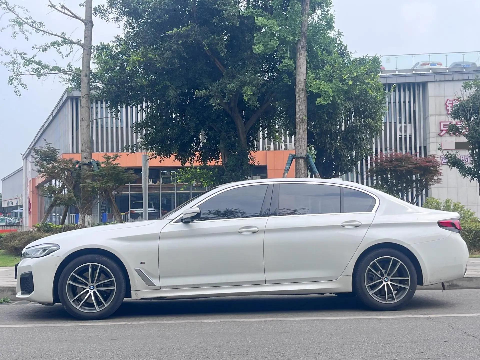 BMW 5 Series 2022 Change 2 525Li M Sports Suit 3