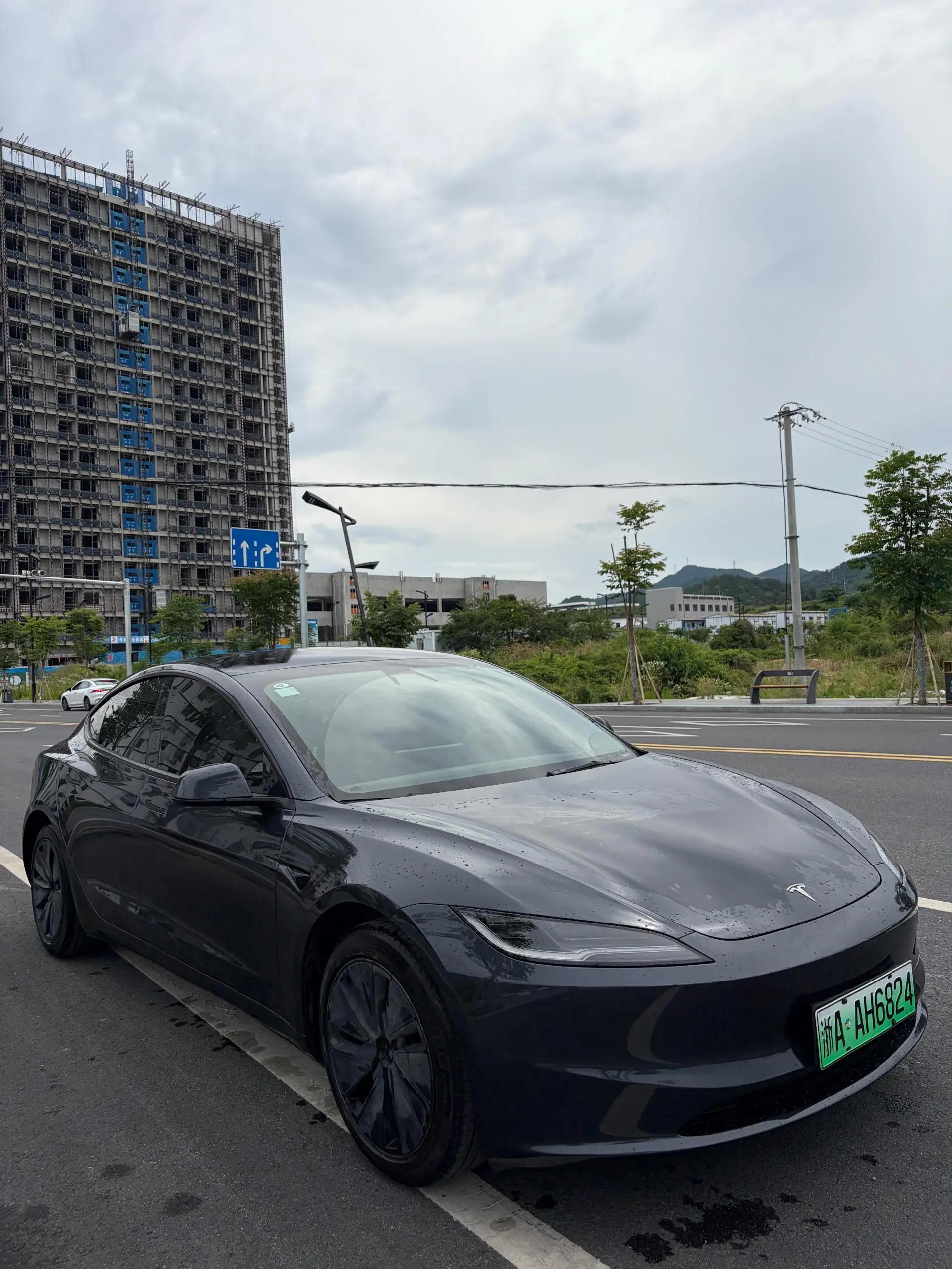Model 3 2023 Rear-Wheel Drive Edition 2
