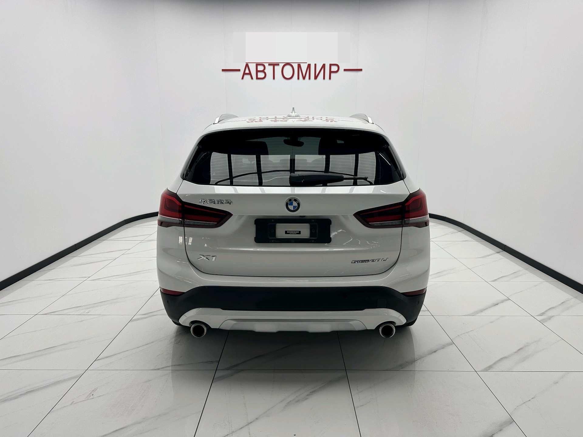 BMW X1 2022 sDrive20Li exclusive type 10