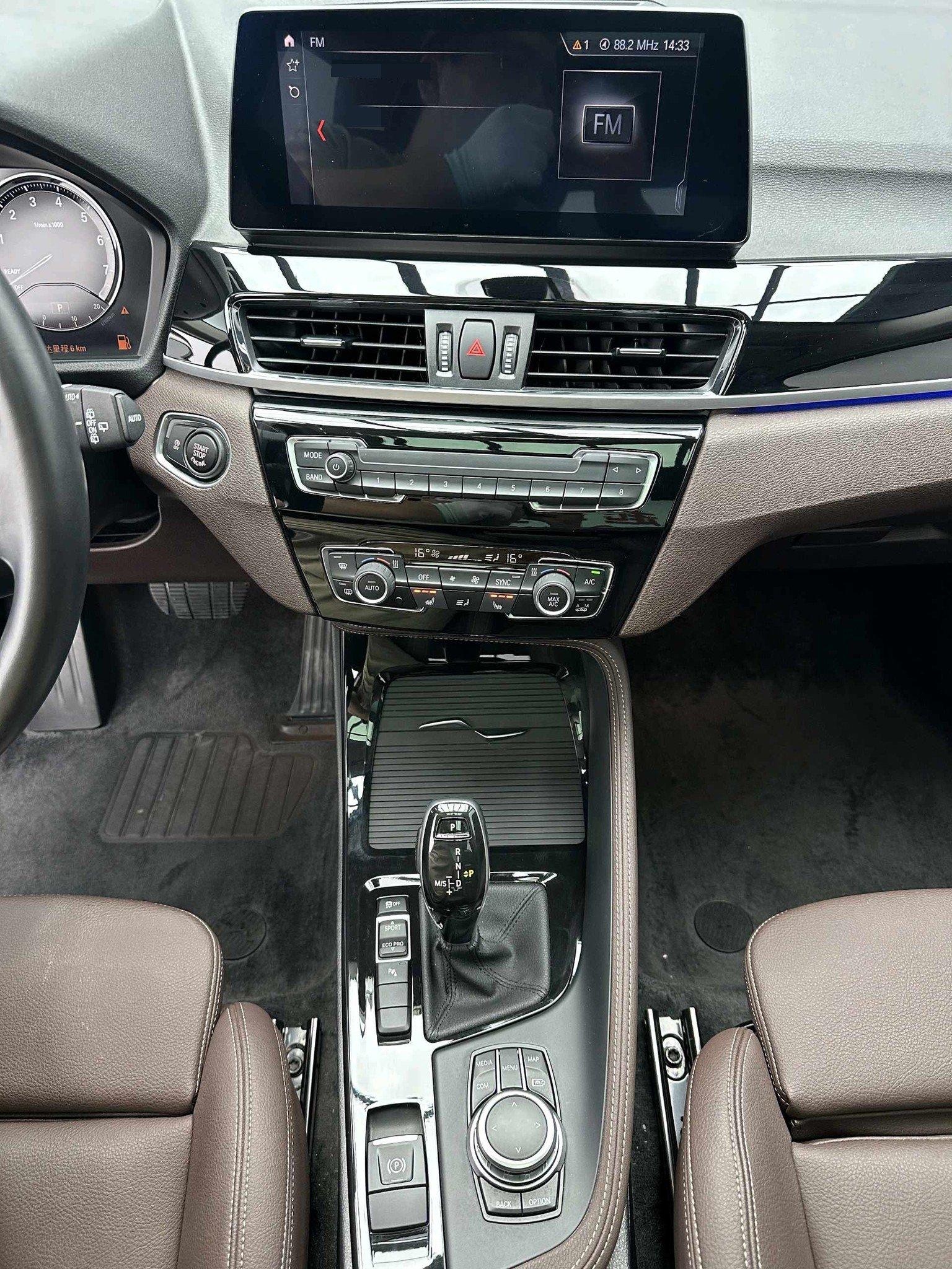 BMW X1 2022 sDrive20Li exclusive type 14