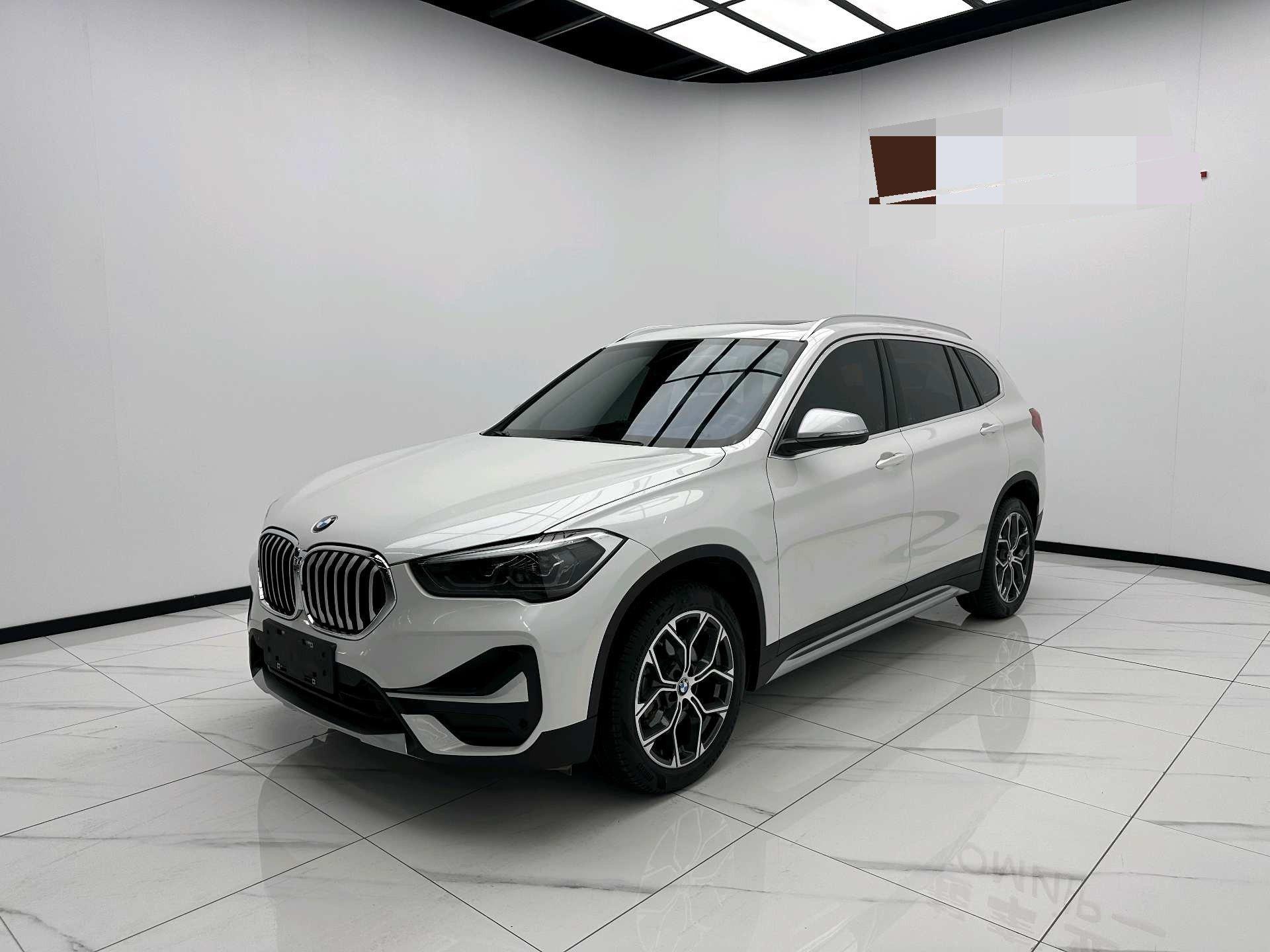 BMW X1 2022 sDrive20Li exclusive type 4
