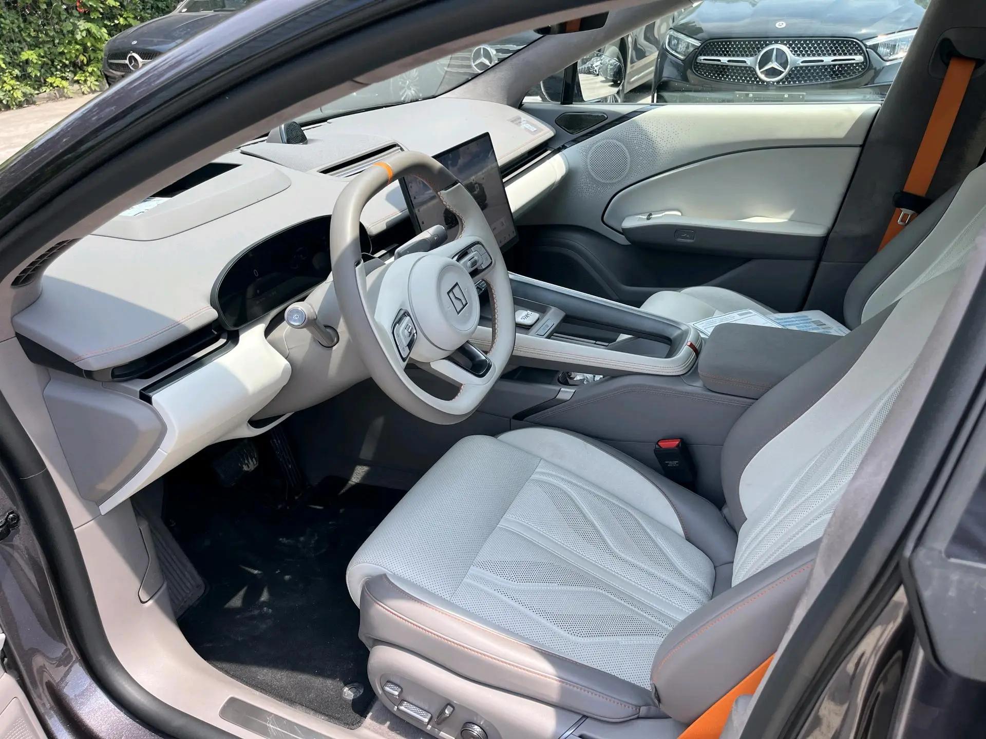 Zeekr 2025 Zeekr 007GT four-wheel drive intelligent driving version 75kWh automatic gear 4
