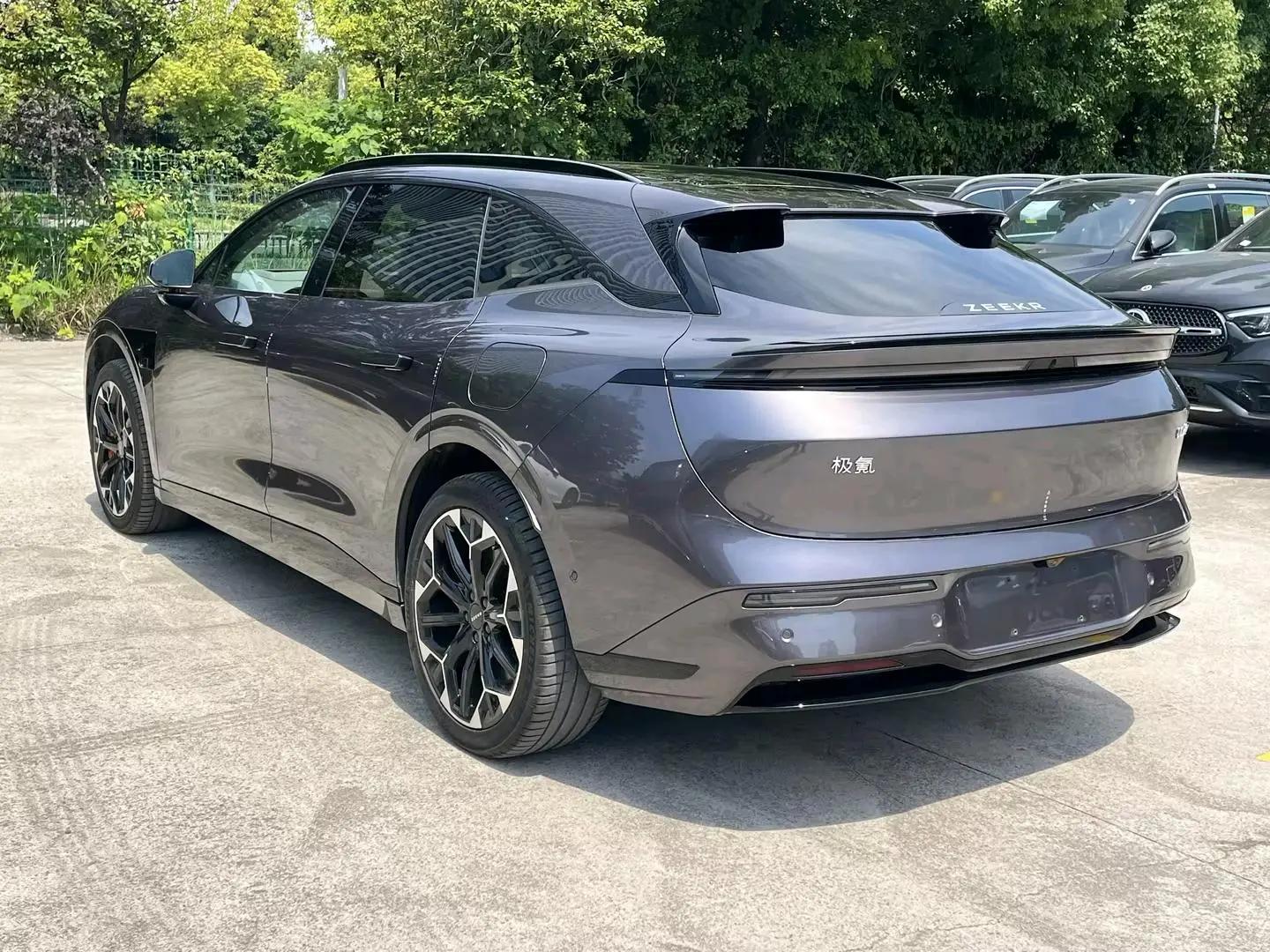 Zeekr 2025 Zeekr 007GT four-wheel drive intelligent driving version 75kWh automatic gear 7