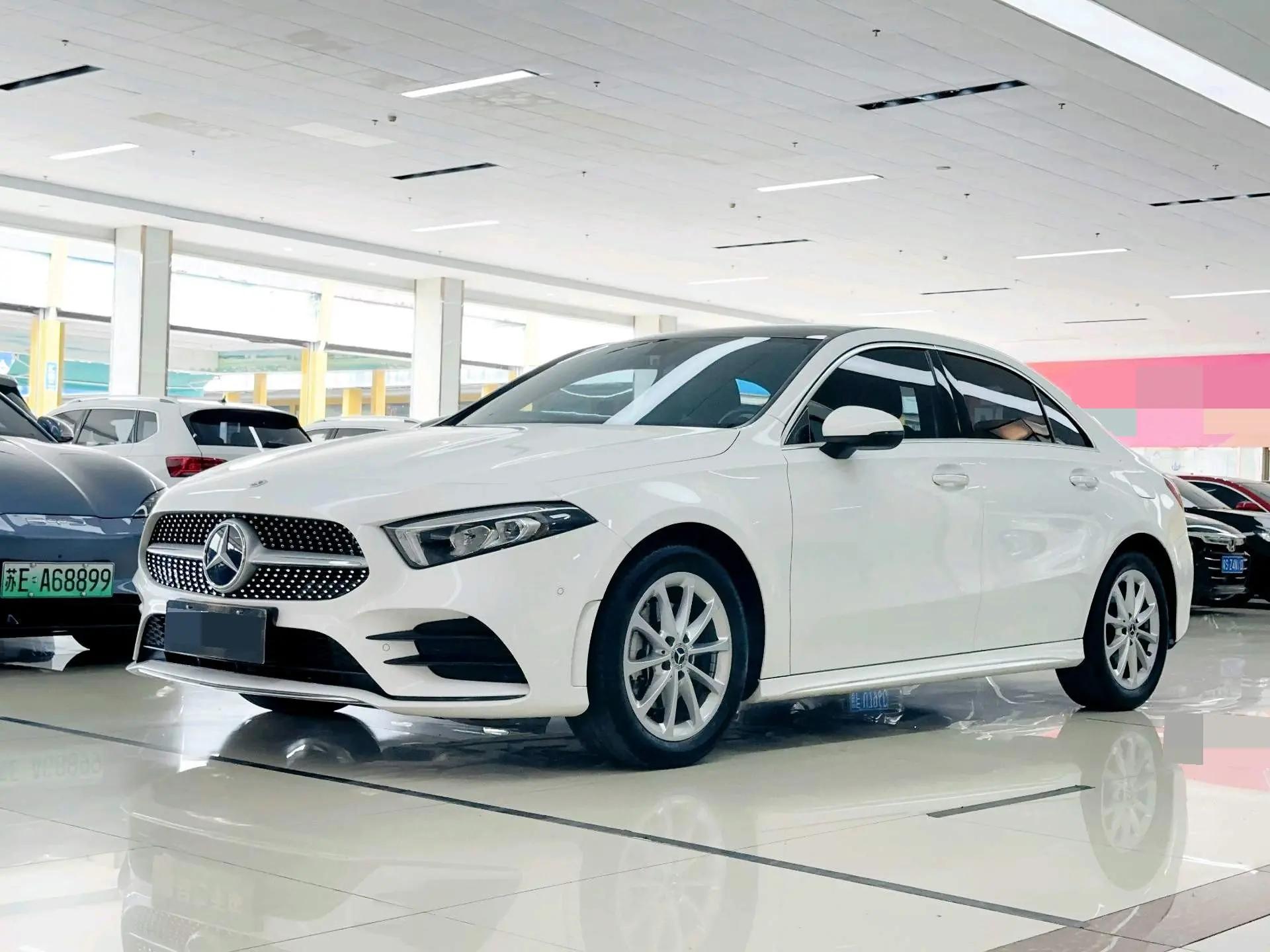 Mercedes Benz Class A 2022 A 200 L Sports Car Fashion Model