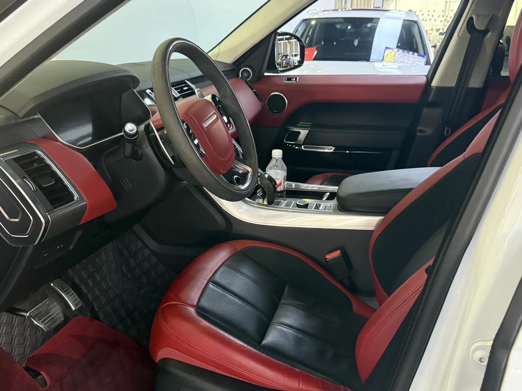 Range Rover Sport 2020 3.0 L6 HST 2
