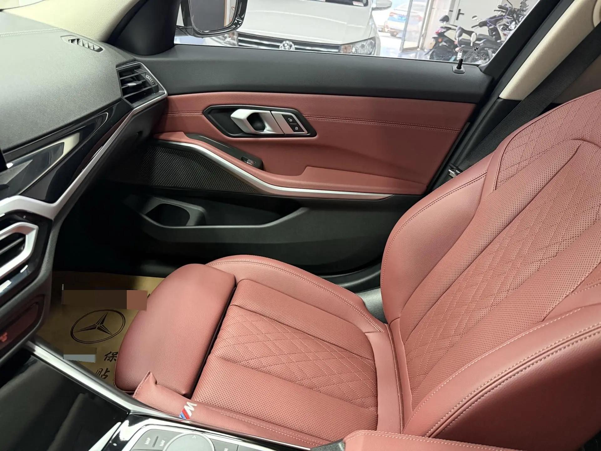 BMW 3 Series 2023 model 320Li M Sport Package 8