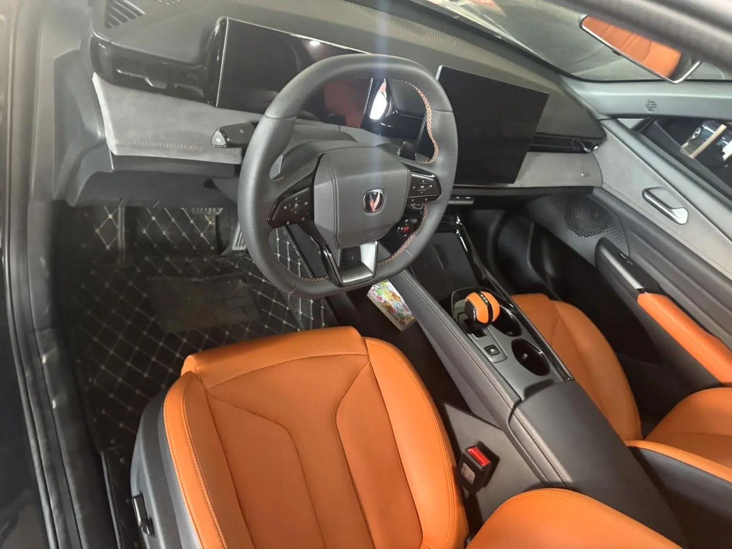 ChangAn 2025 UNI-V 2.0T Jin Qing type automatic gear 3