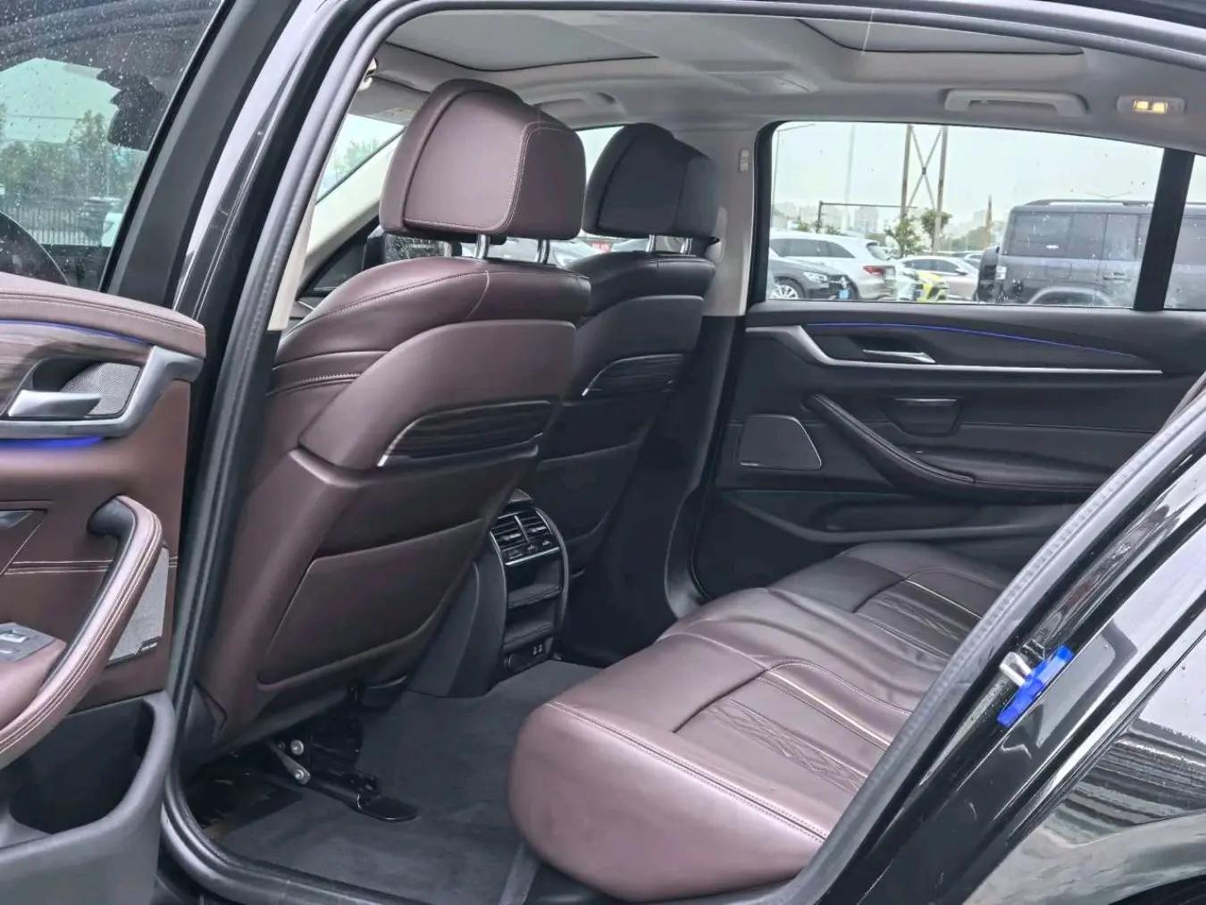 BMW 5 series new energy 2021 535Le M sports suit 5