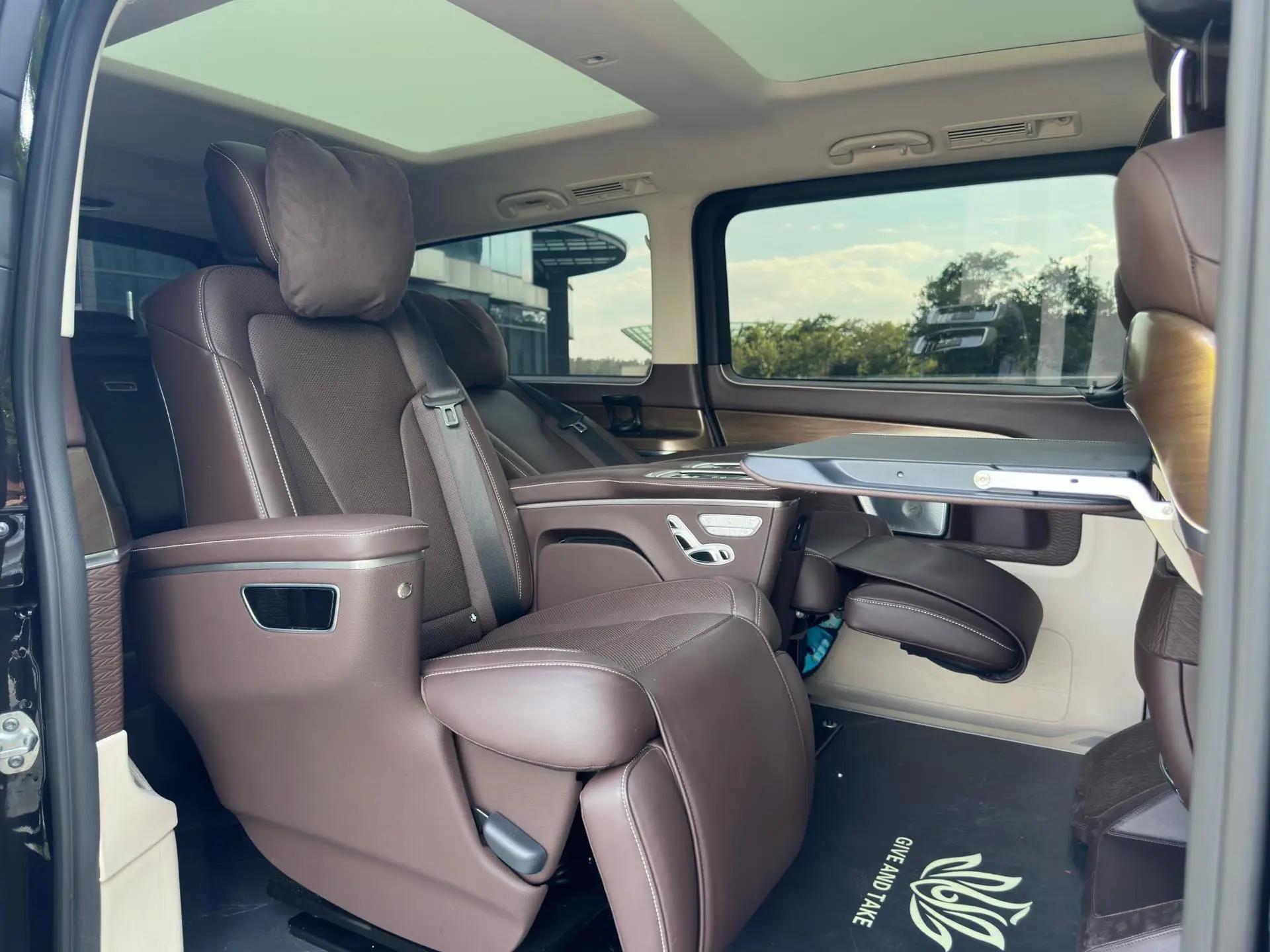 Mercedes Benz V 2022V 260 L 2.0T Deluxe Edition Automatic Gear 12