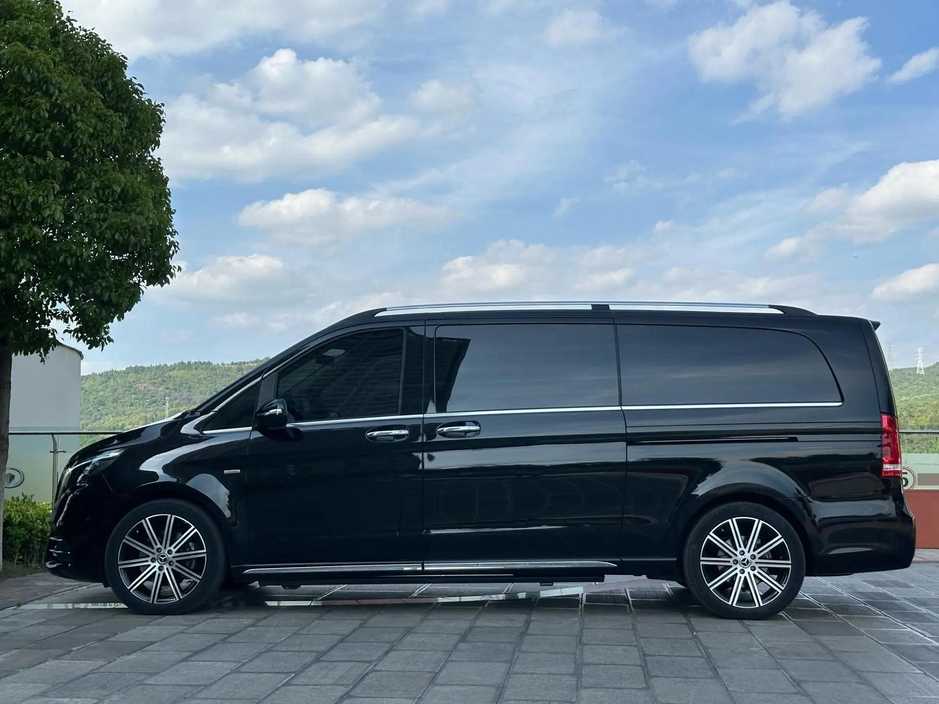 Mercedes Benz V 2022V 260 L 2.0T Deluxe Edition Automatic Gear 7