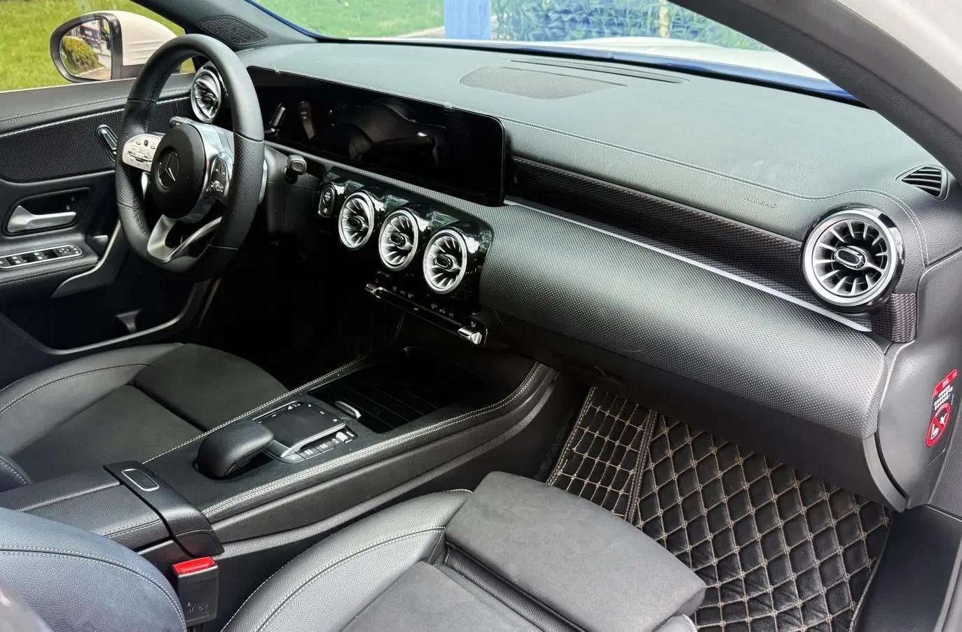 Mercedes Benz Class A 2023 A 200 L 1.3T Dynamic Automatic 21