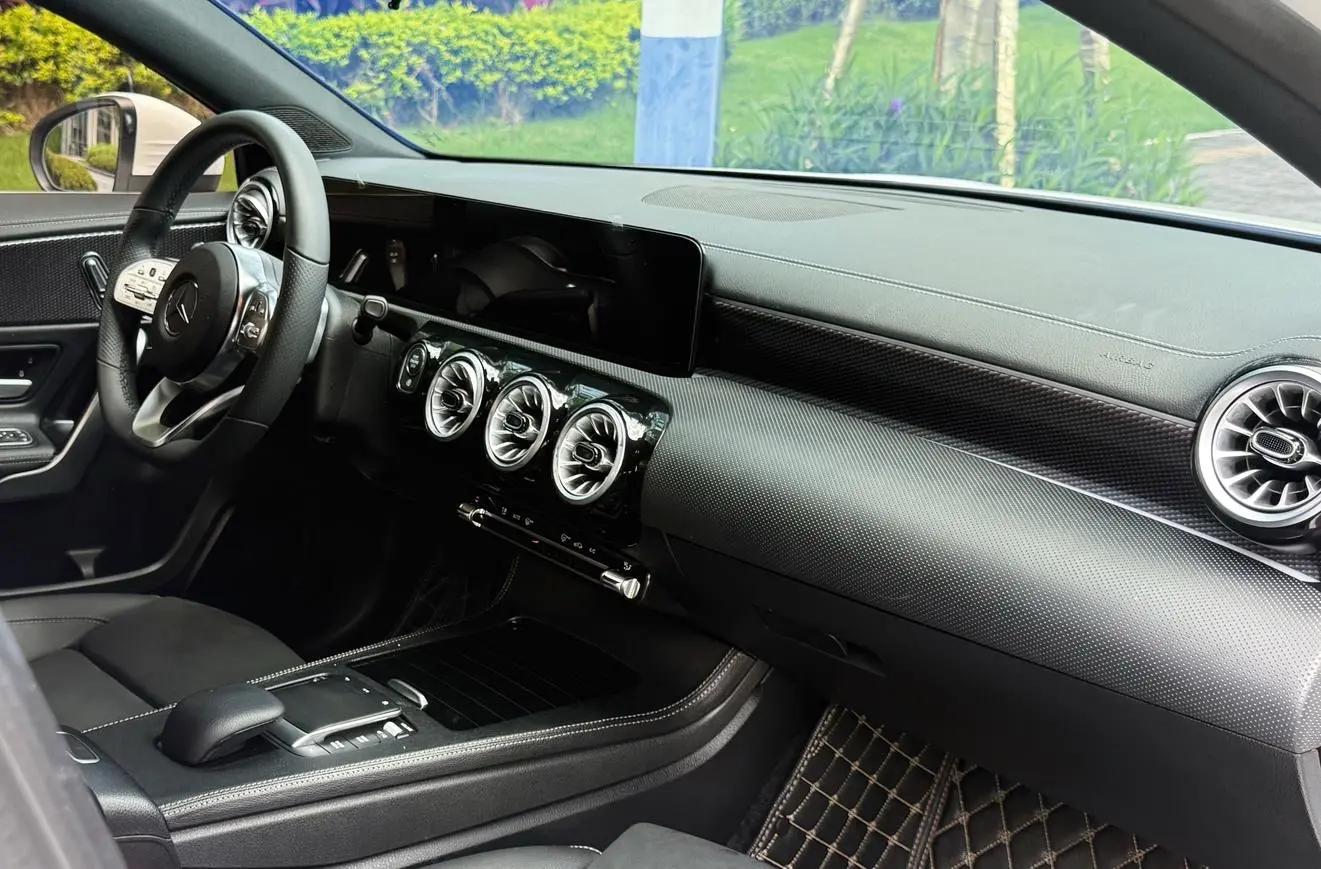 Mercedes Benz Class A 2023 A 200 L 1.3T Dynamic Automatic 25