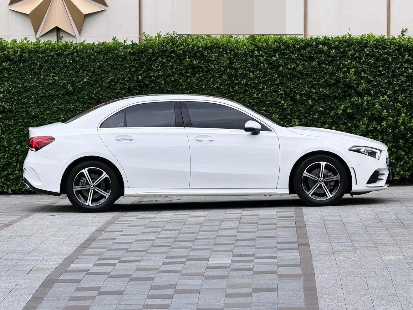 Mercedes Benz Class A 2023 A 200 L 1.3T Dynamic Automatic 7