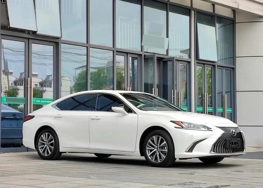 Lexus ES 2022 200 Excellence Edition 3